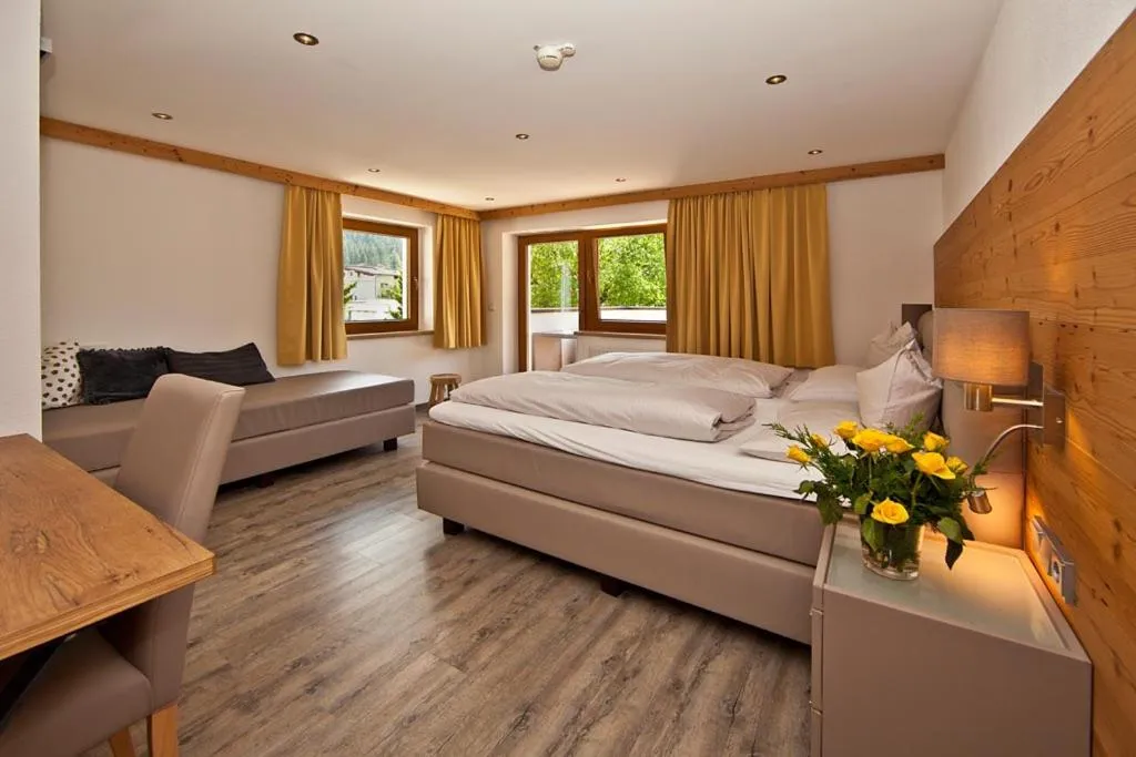 Bed in Landhotel Denggerhof