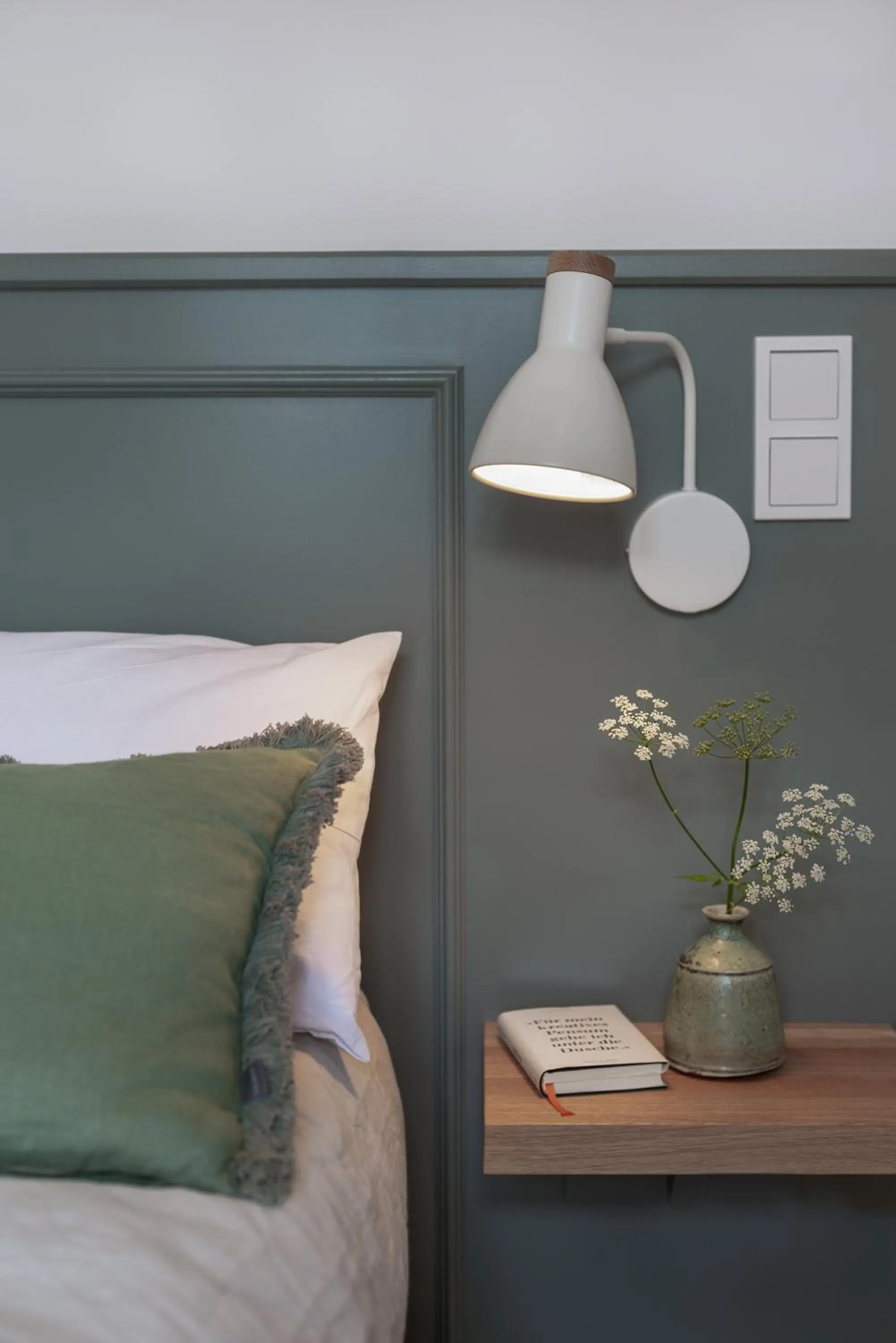 Bed in Konrads Limburg - Hotel & Gästehaus