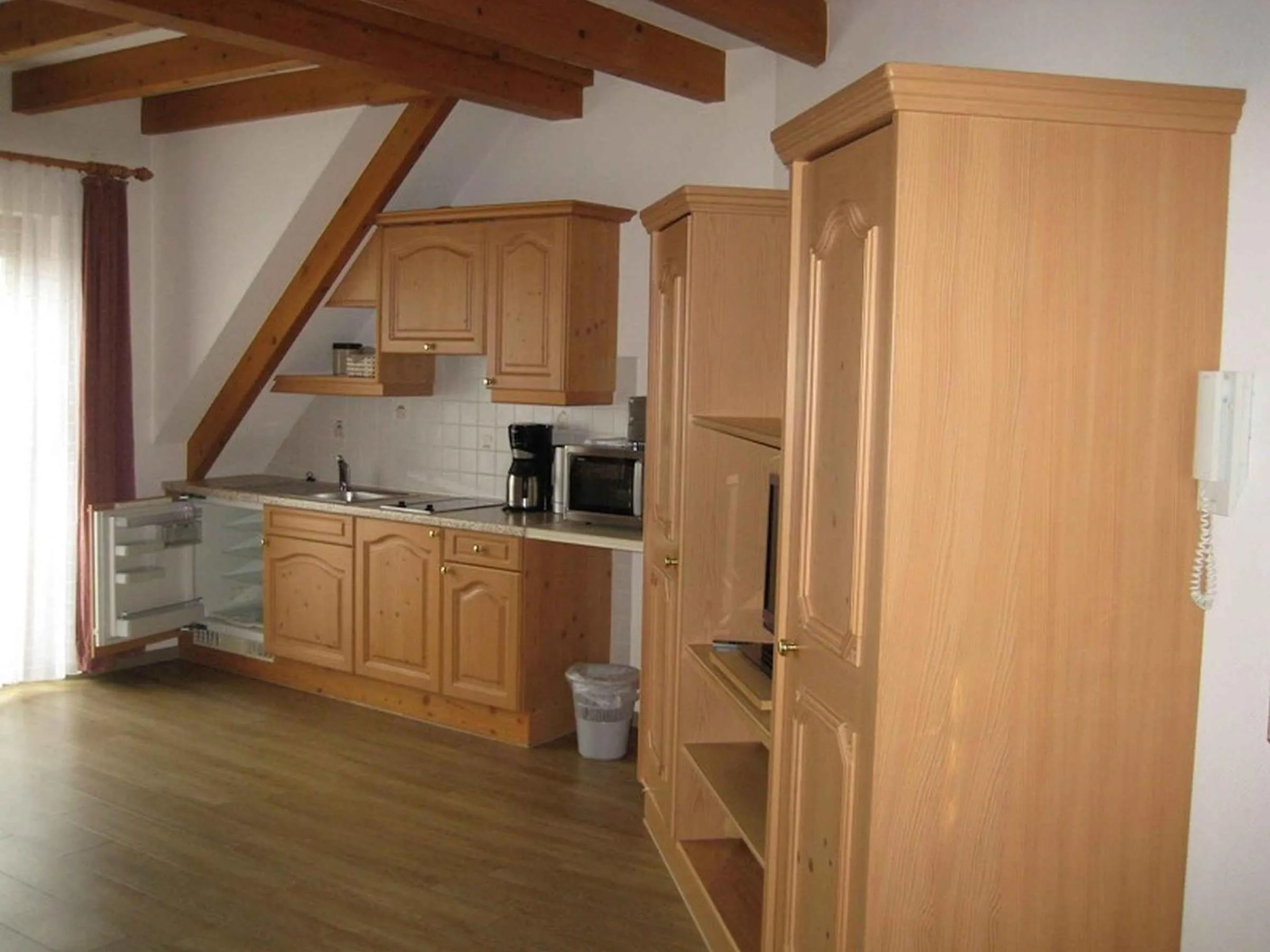 Kitchen or kitchenette in Hotel garni zur Linde