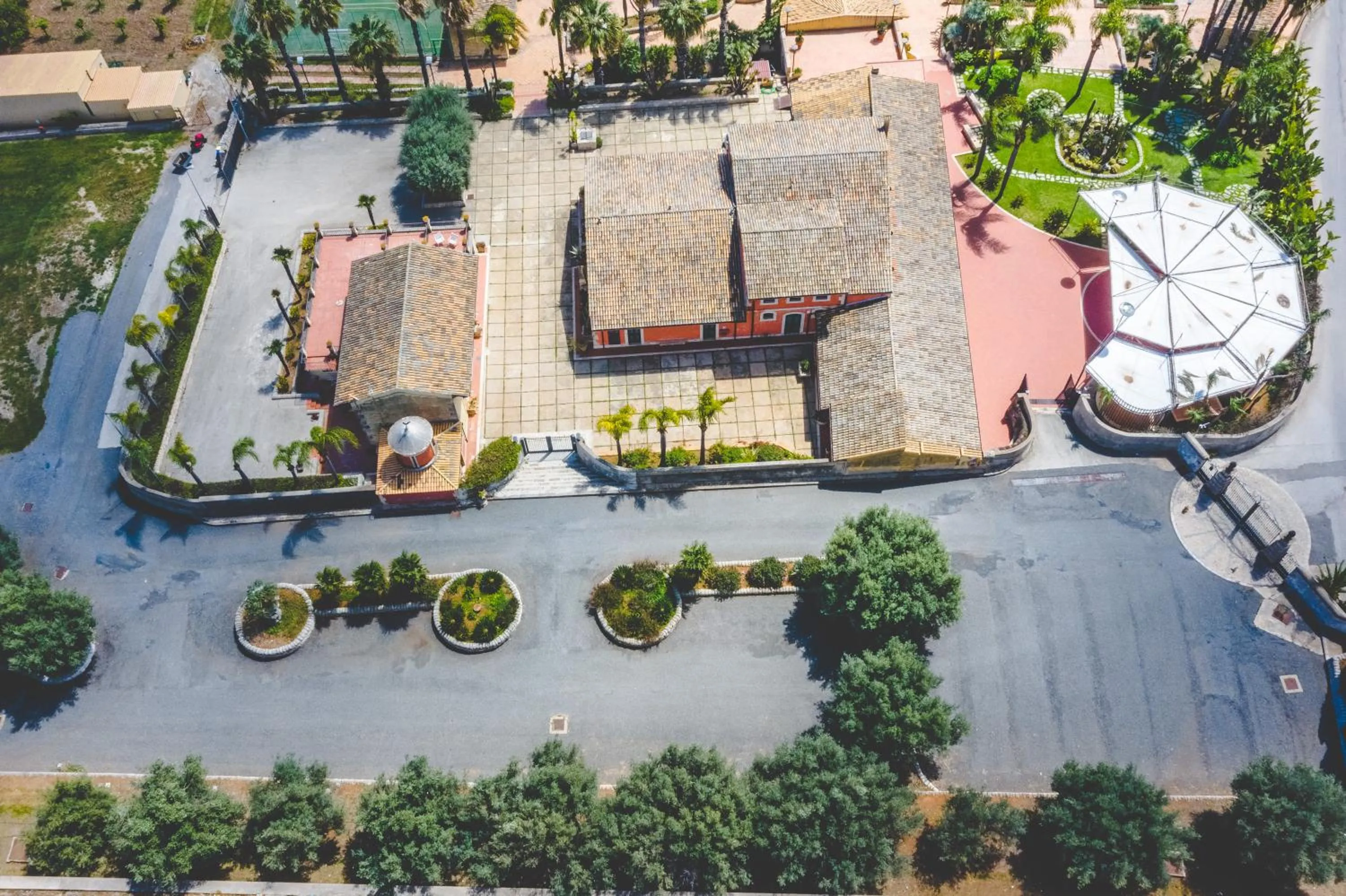 Bird's eye view in Nuovo Castello Crisilio