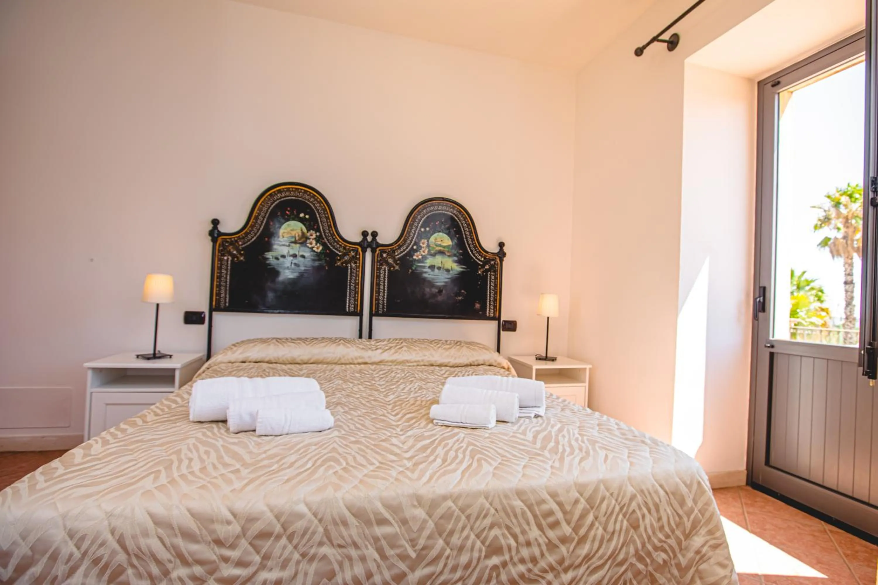 Bed in Nuovo Castello Crisilio