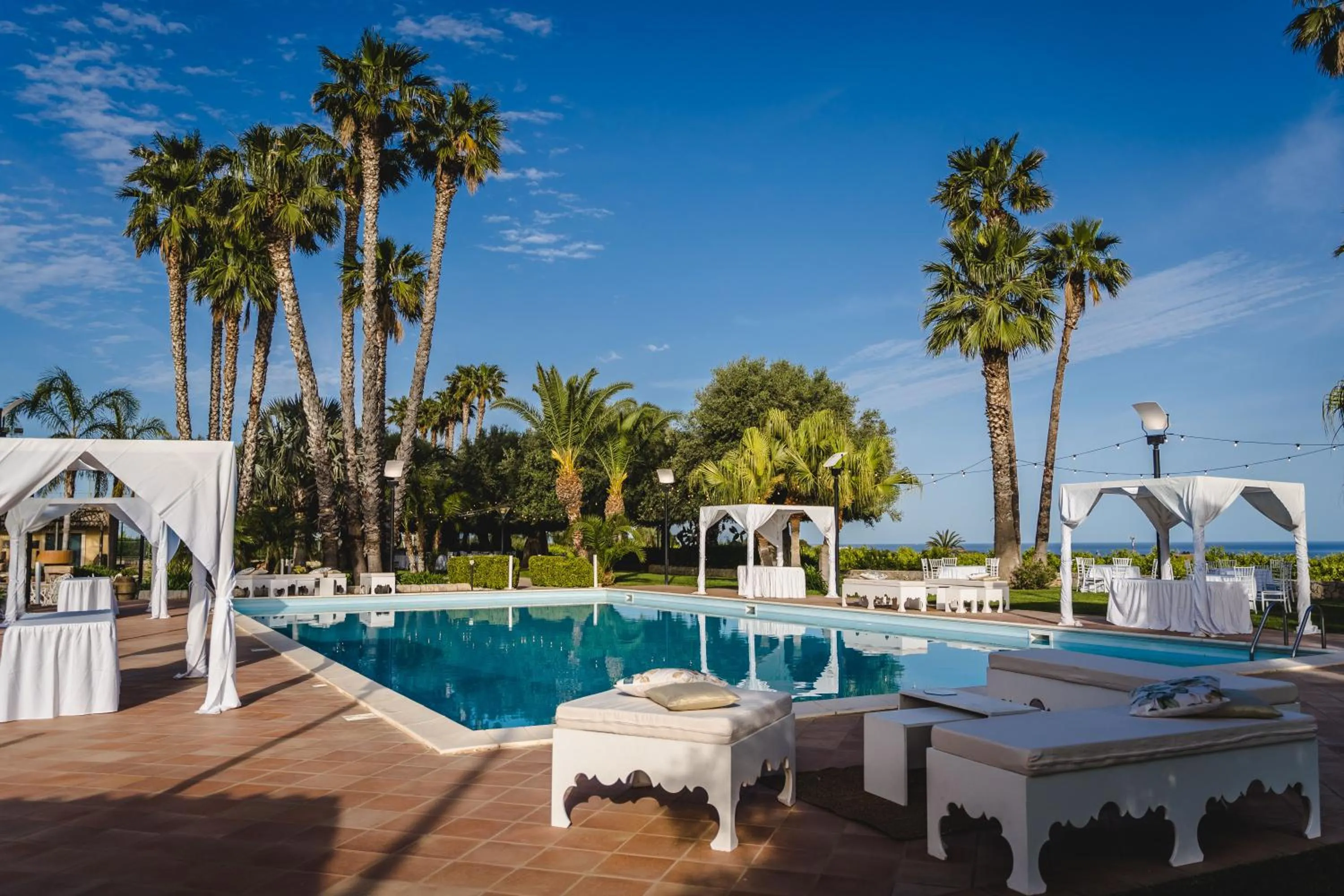 Pool view in Nuovo Castello Crisilio