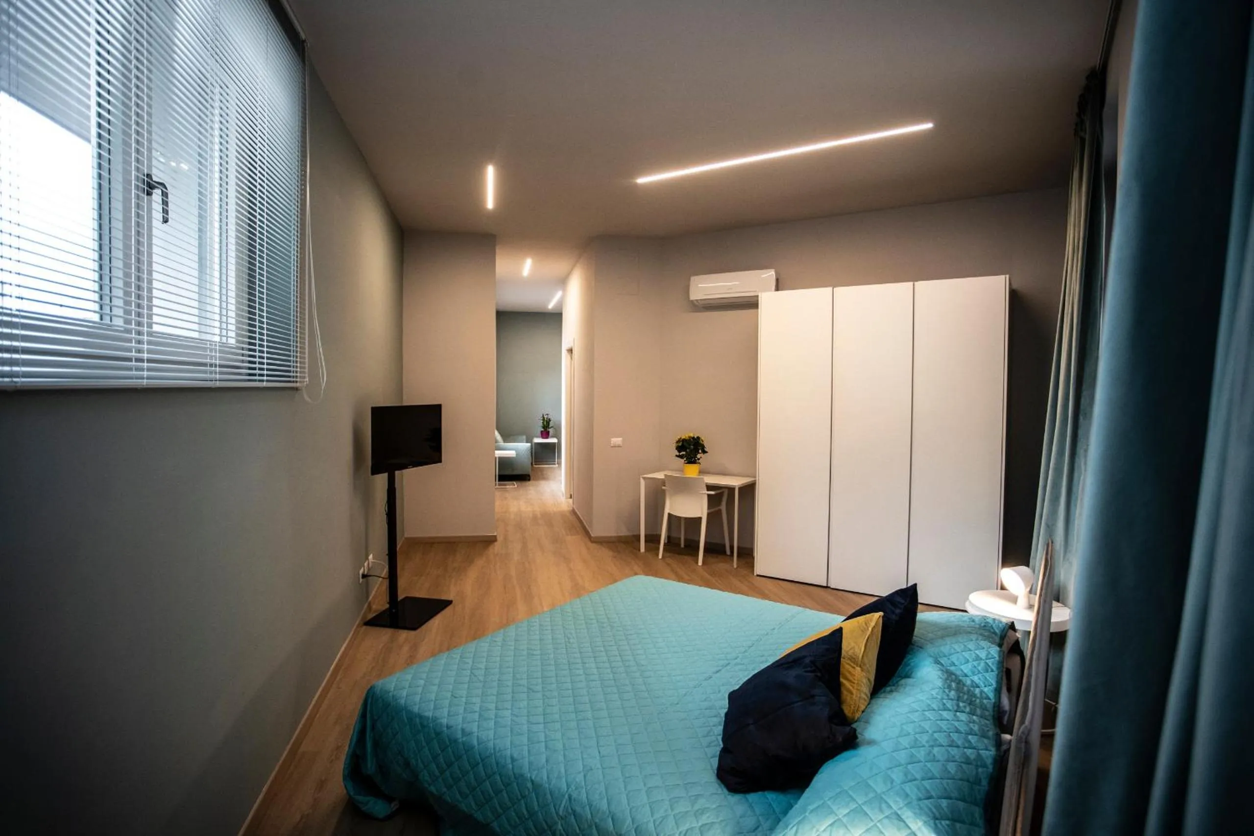 TV and multimedia, Bed in Hotel Delta