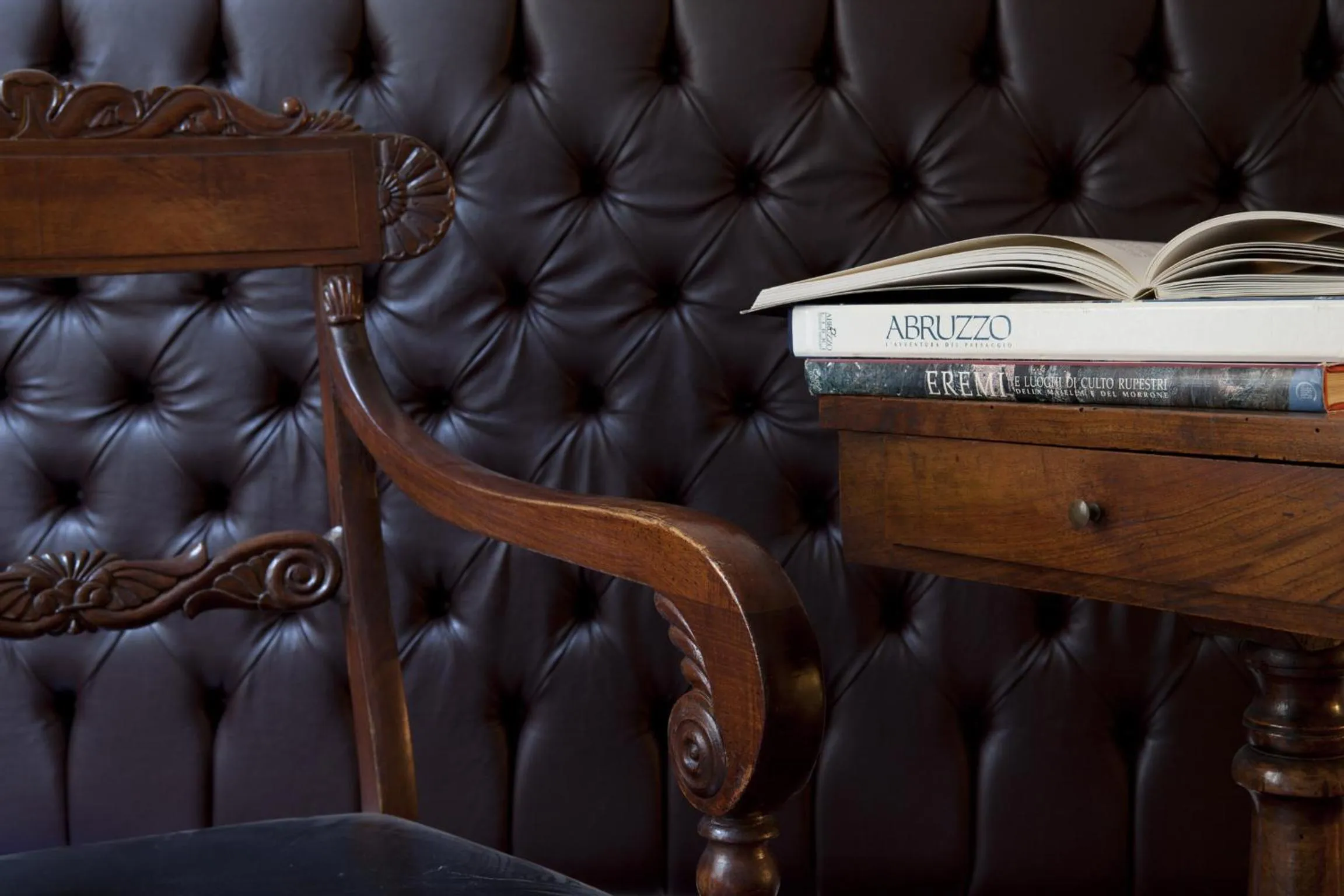 Decorative detail in Dimora Novecento