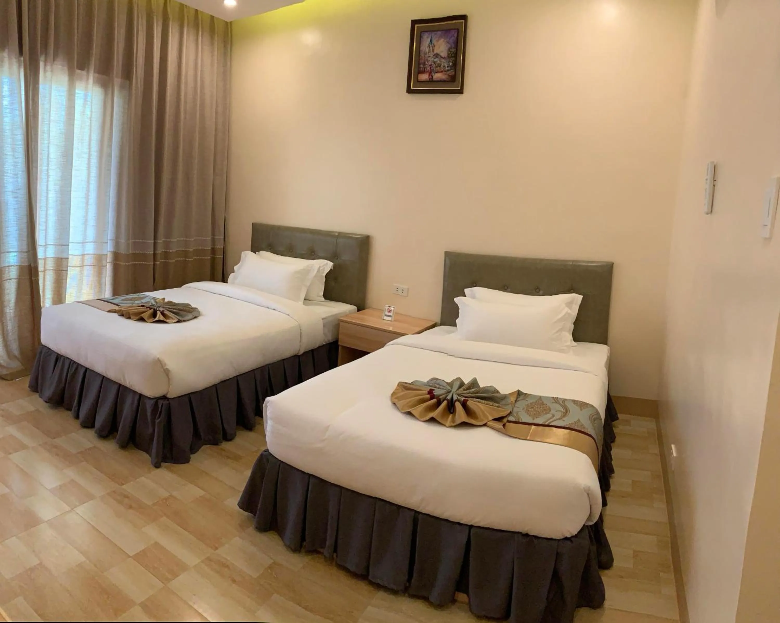 Photo of the whole room, Bed in Camotes Ocean Heaven Resort