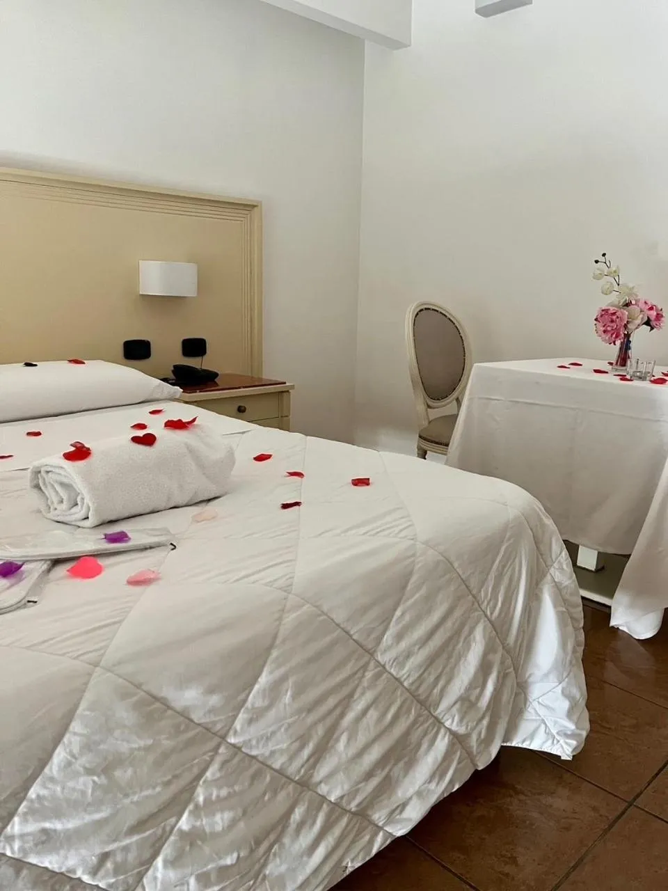 Bedroom, Bed in Hotel Giulia Ocean Club