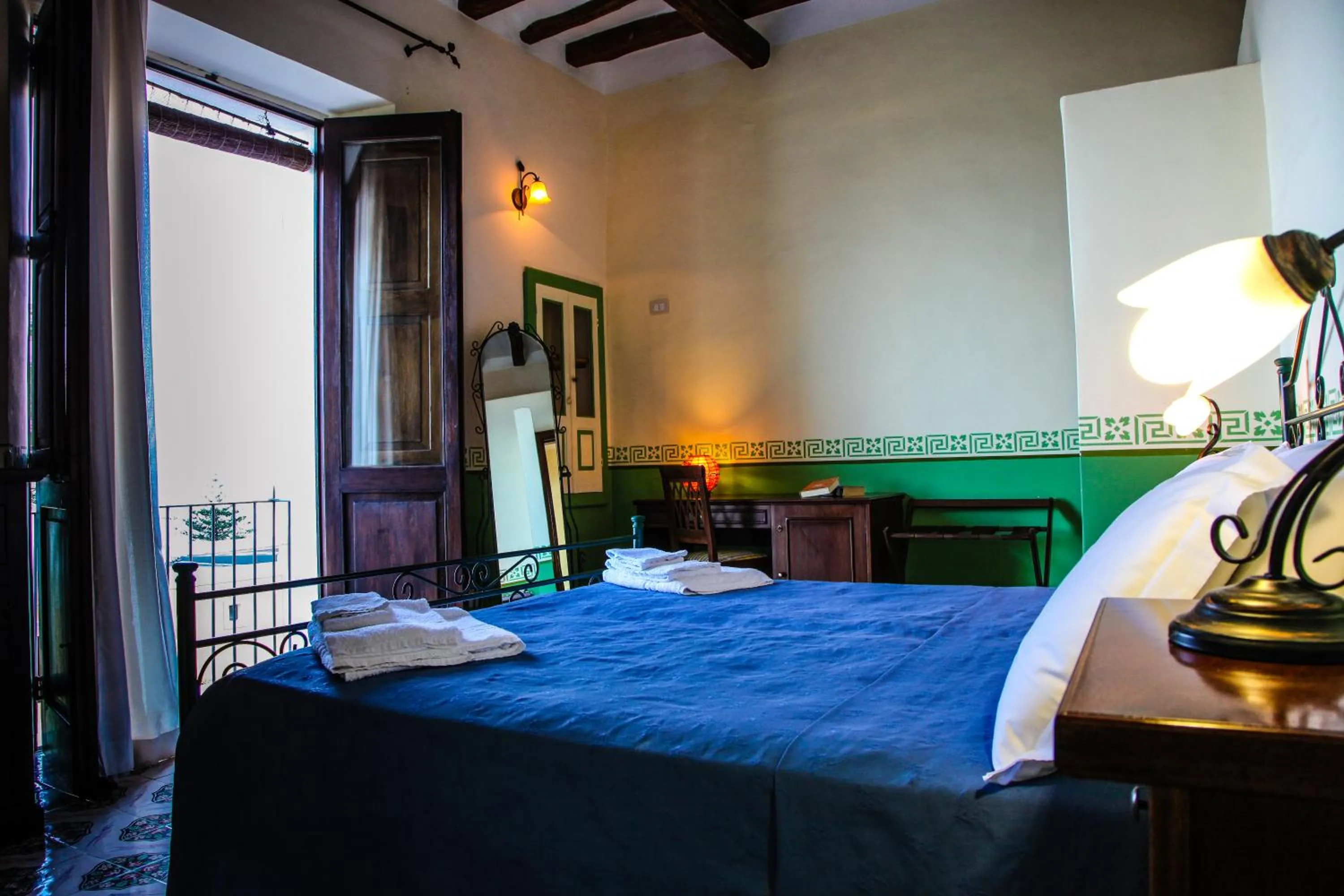 Photo of the whole room, Bed in Hotel Arcangelo - Salina