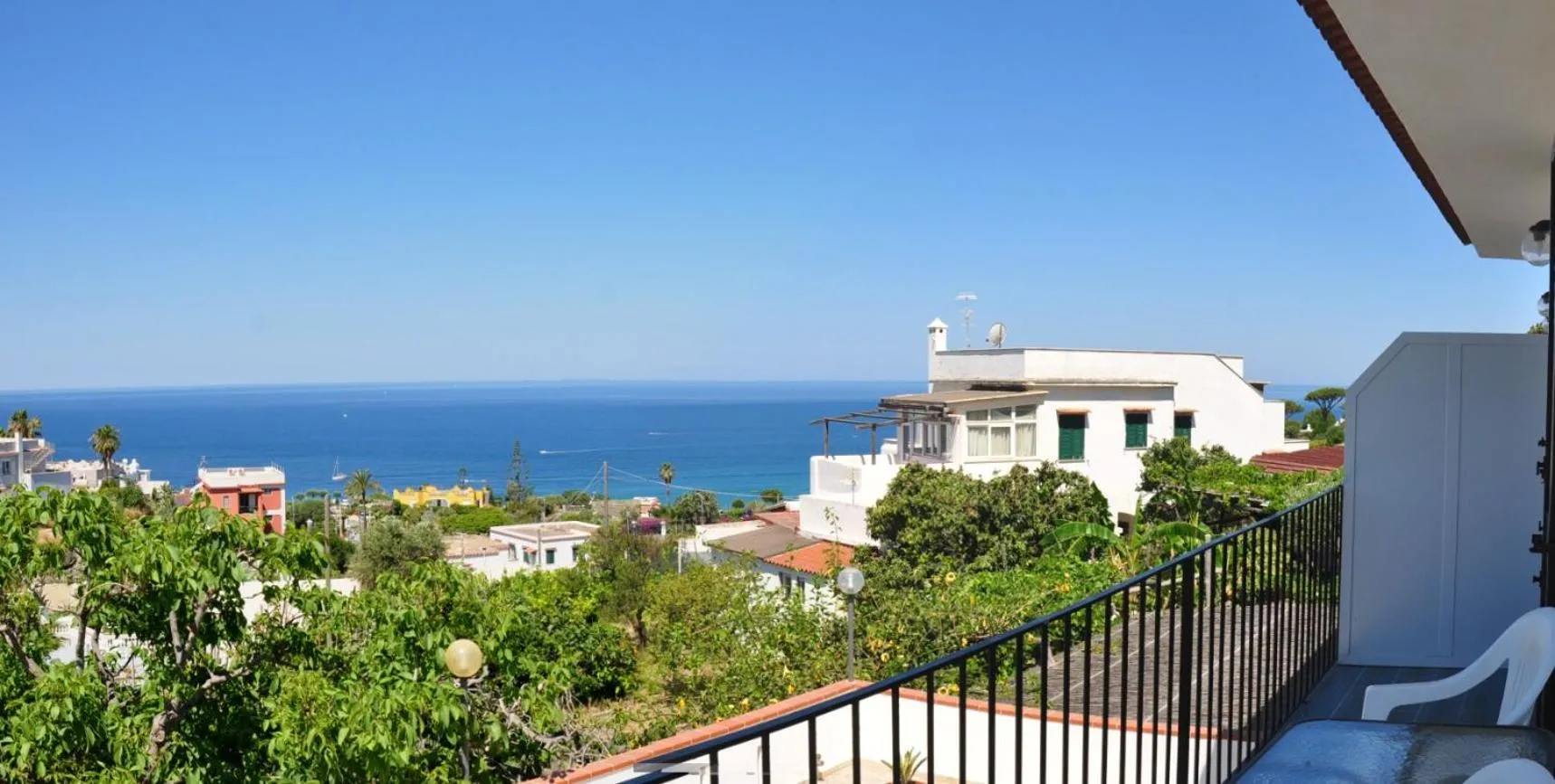 Day in Hotel Villa Cimmentorosso