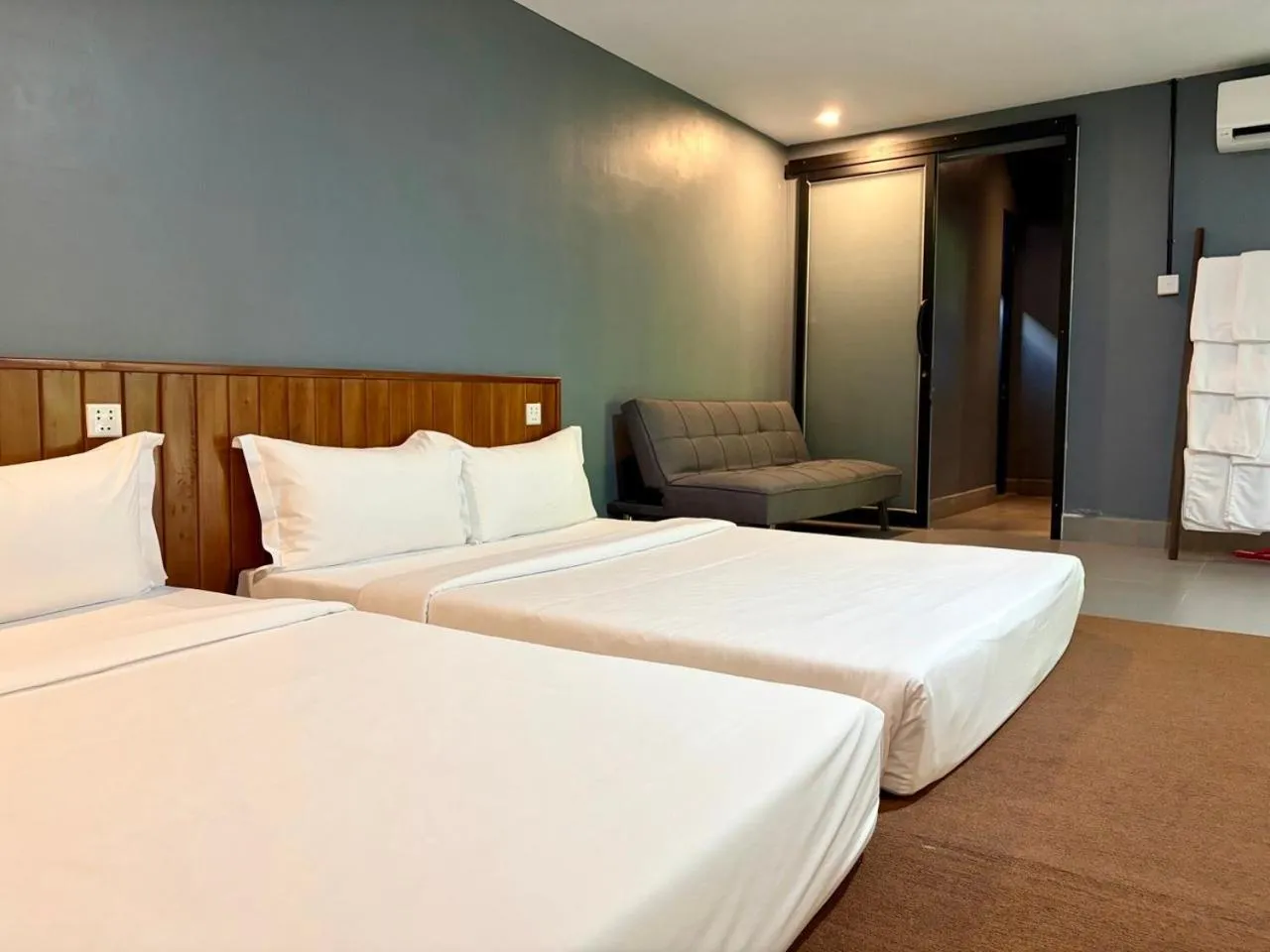 Bedroom, Bed in River Nest Hostel