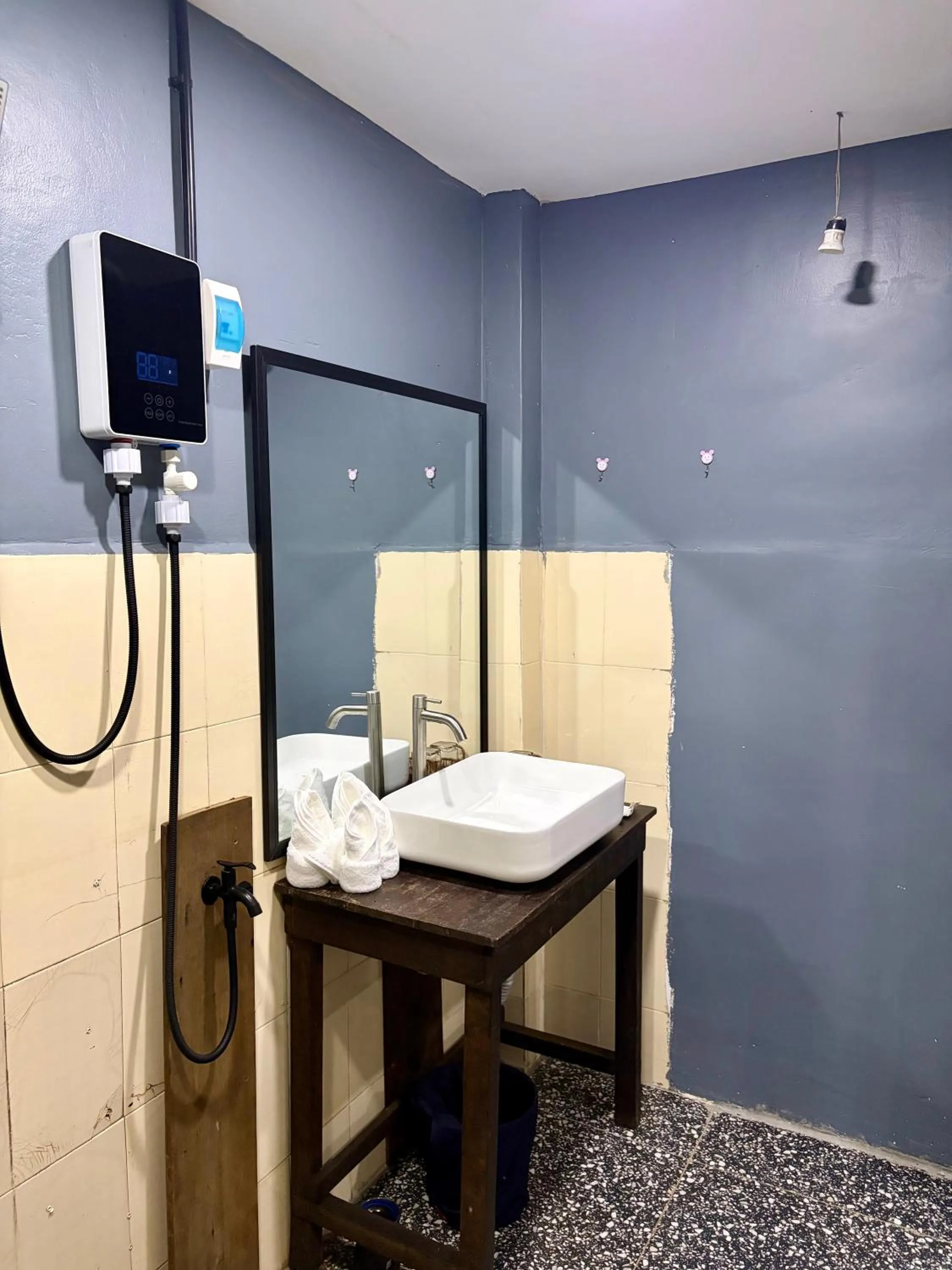 Bathroom in River Nest Hostel