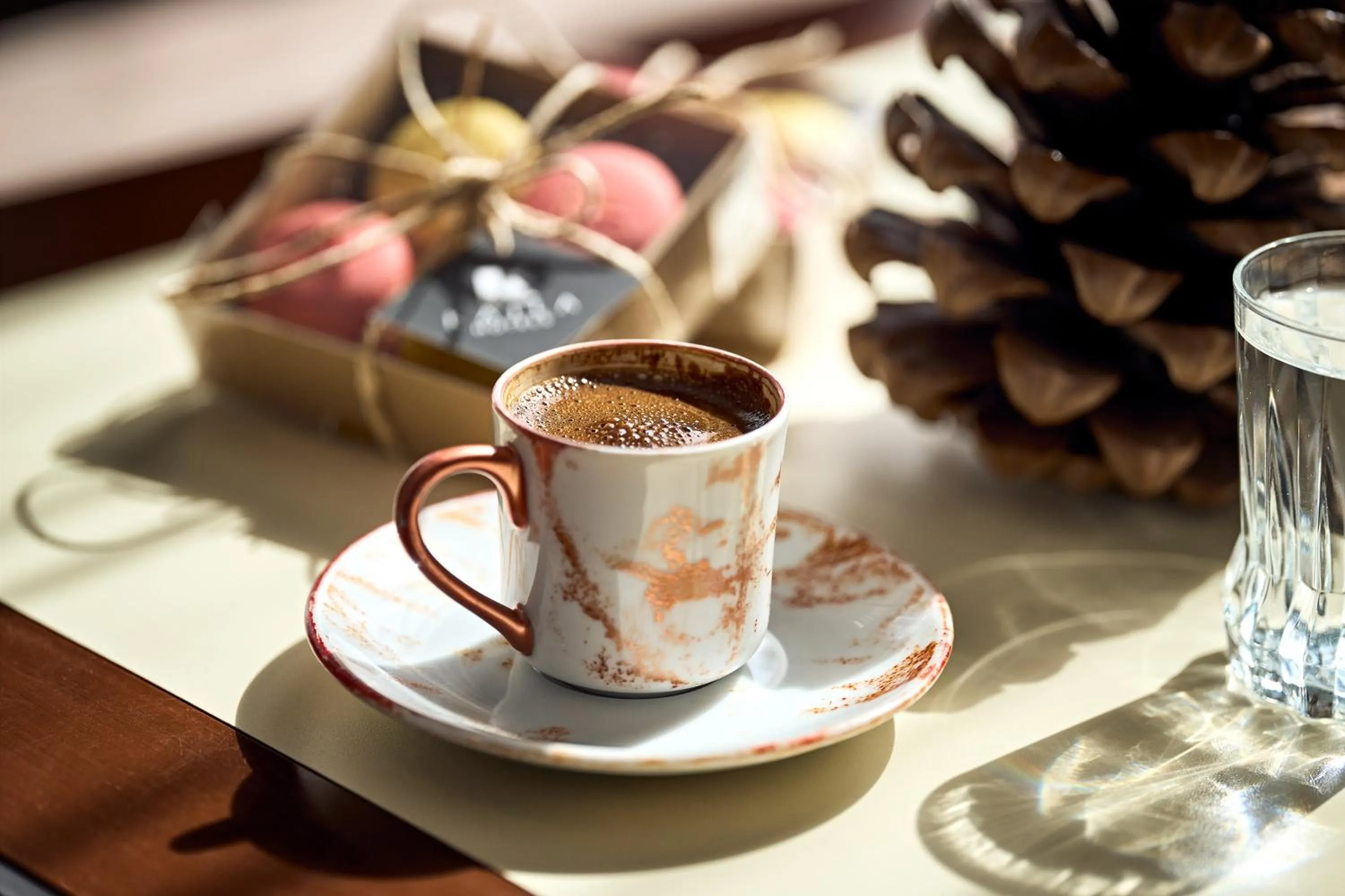 Coffee/tea facilities in Kaila City Hotel