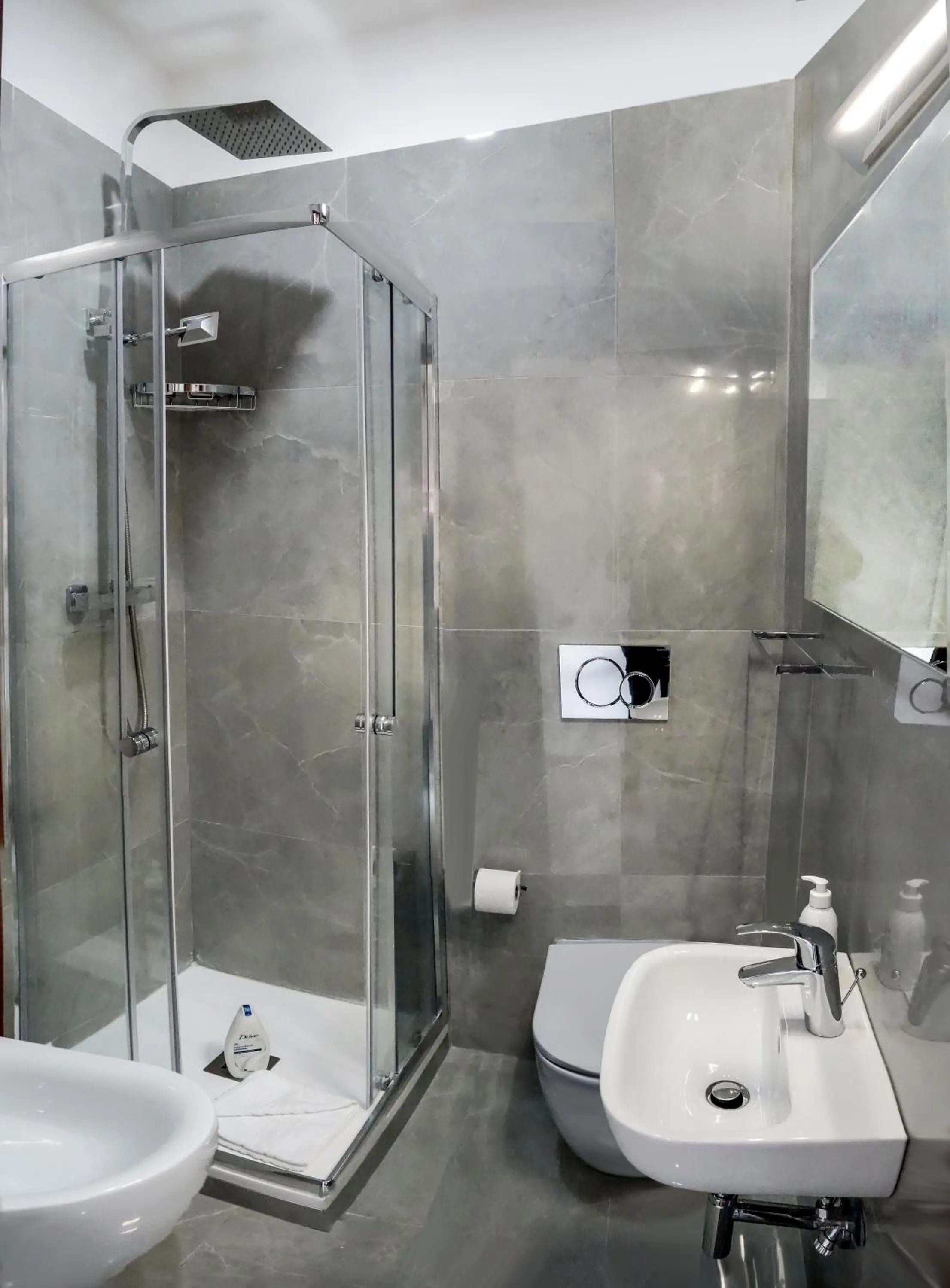 Bathroom in La Fiera GuestHouse