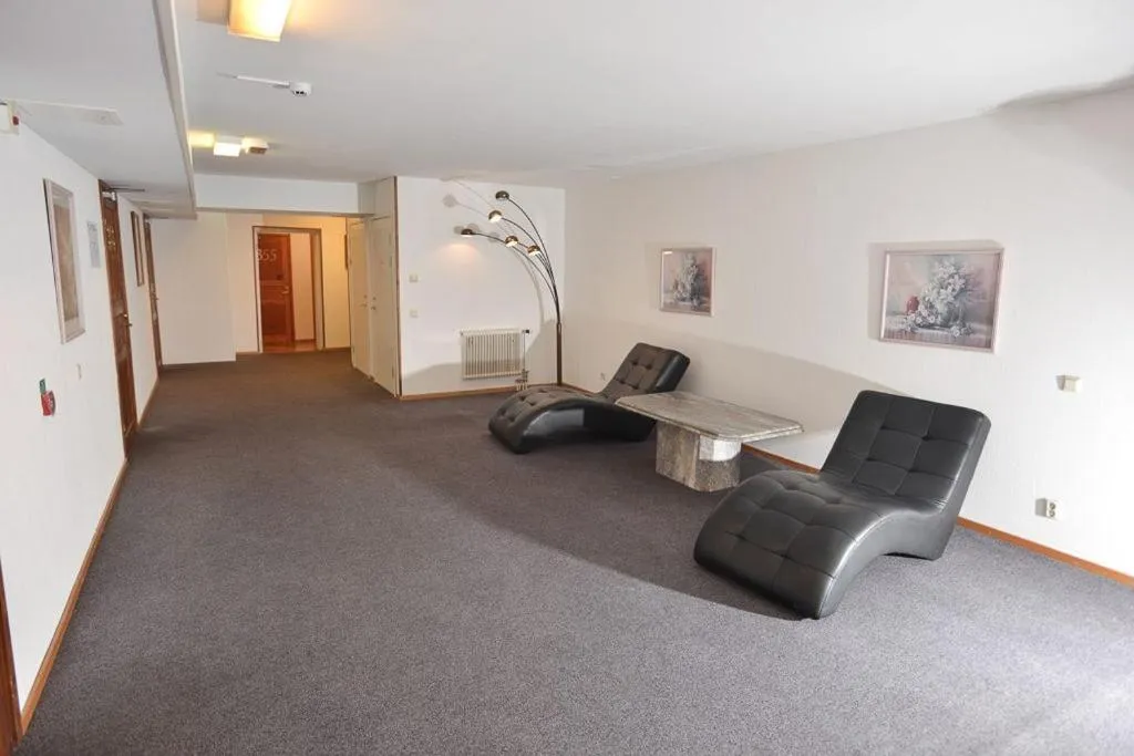 Seating area in Hotell Amigo