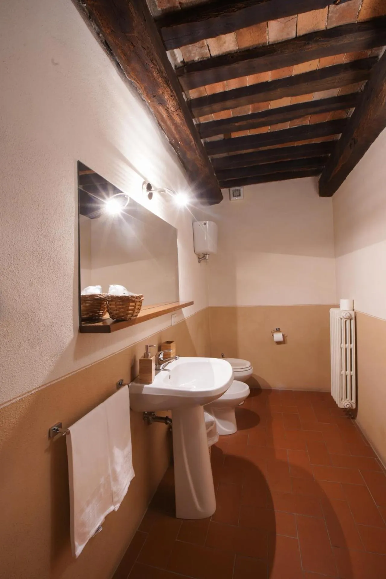 Bathroom in Locanda Del Viandante B&B