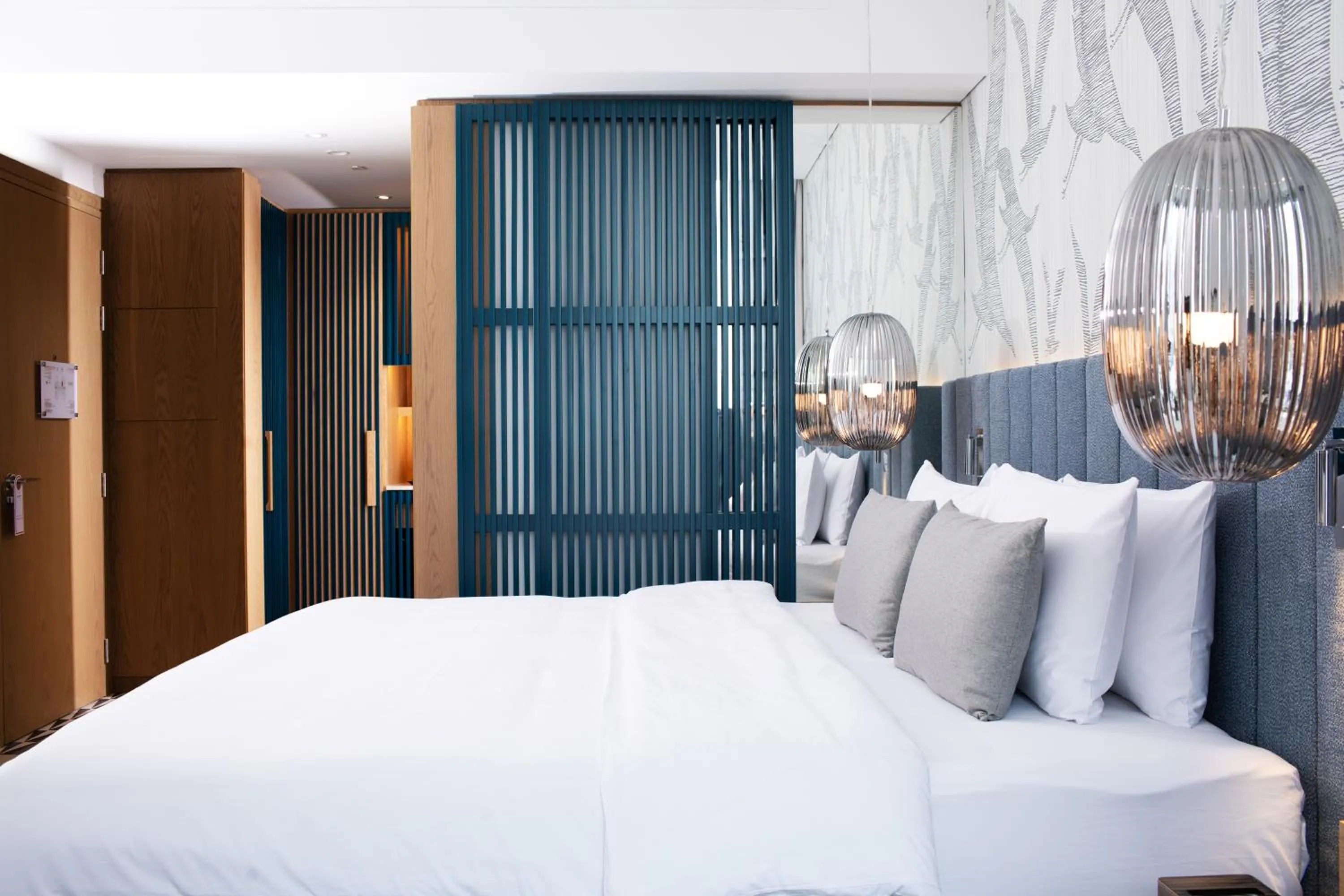 Photo of the whole room, Bed in C Central Hotel and Resort The Palm