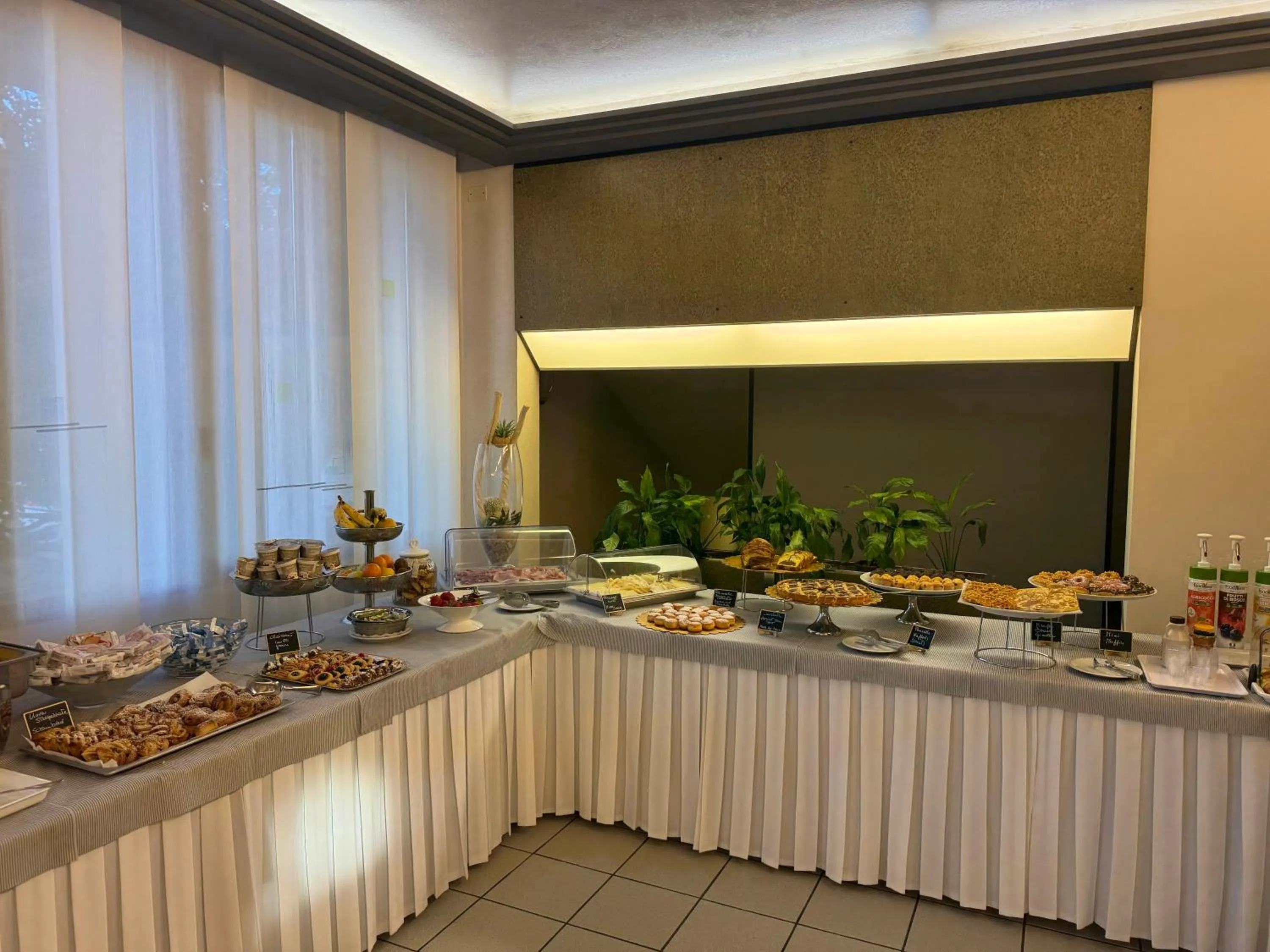 Breakfast in Park Hotel