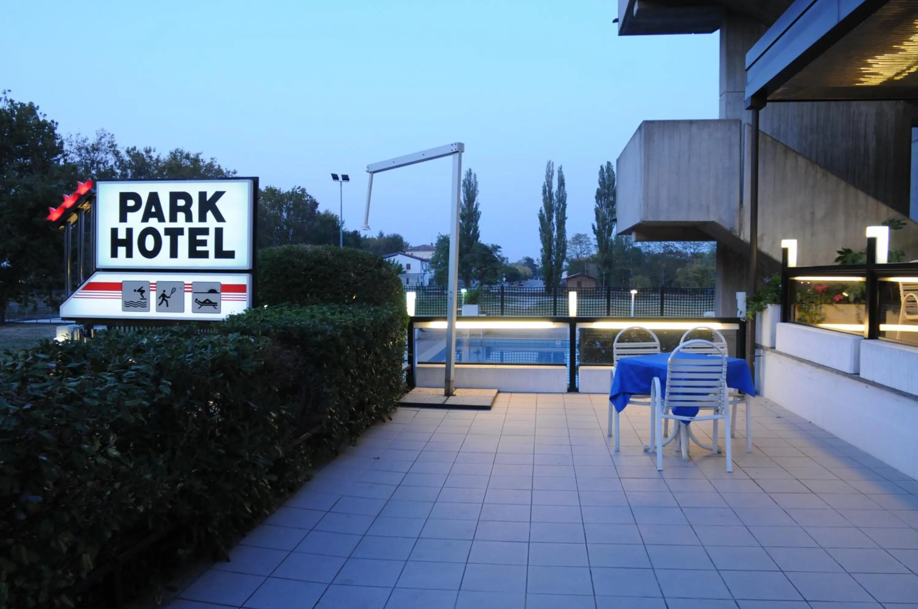 Facade/entrance in Park Hotel