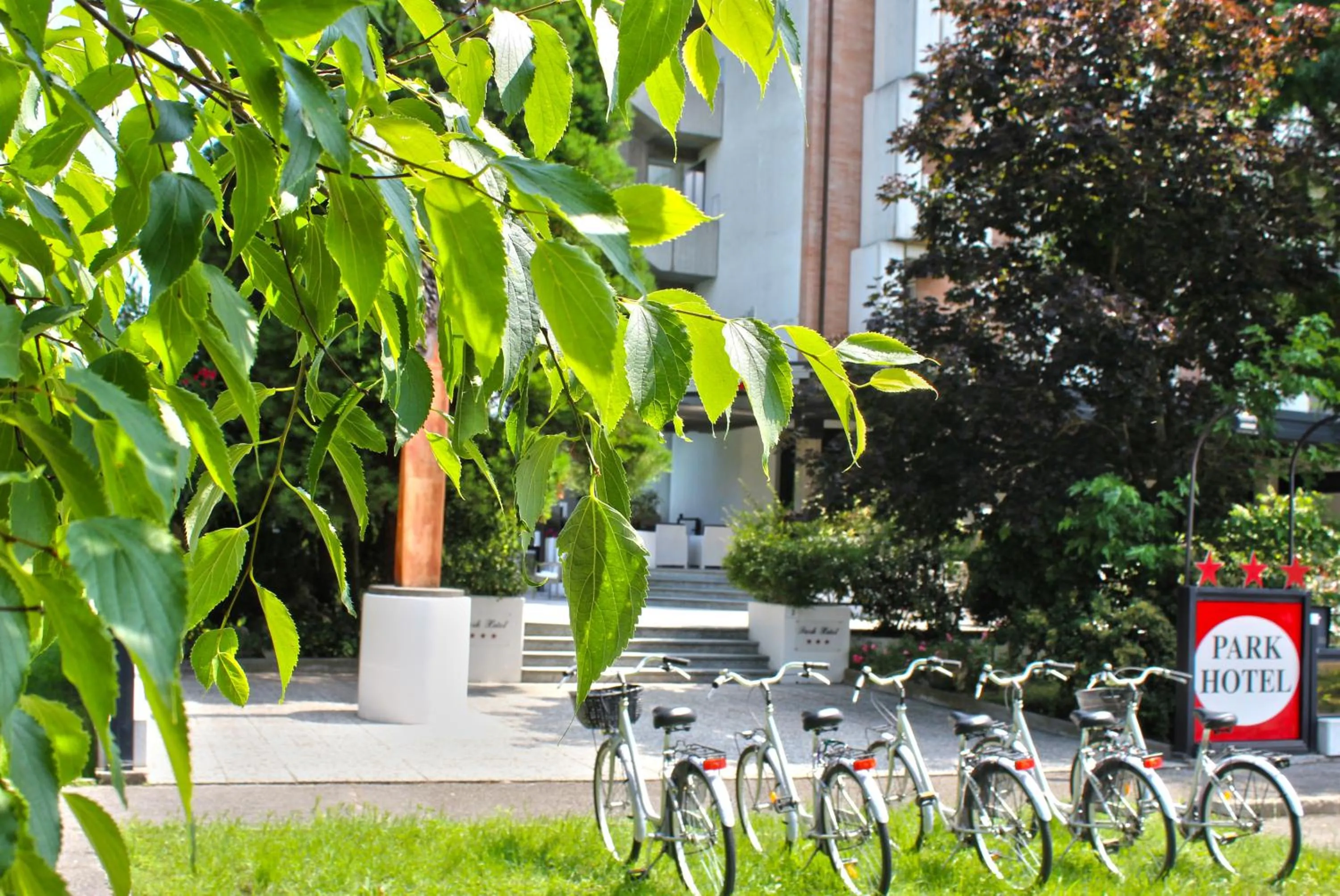Facade/entrance in Park Hotel
