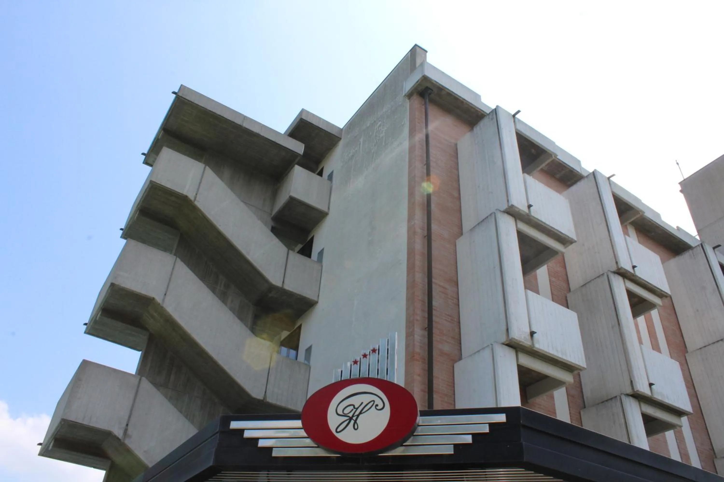 Facade/entrance in Park Hotel