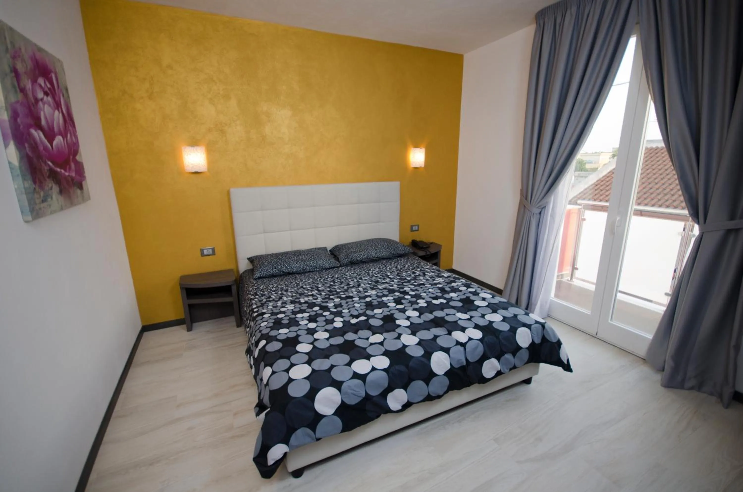 Bed in Hotel Rainbow Resort