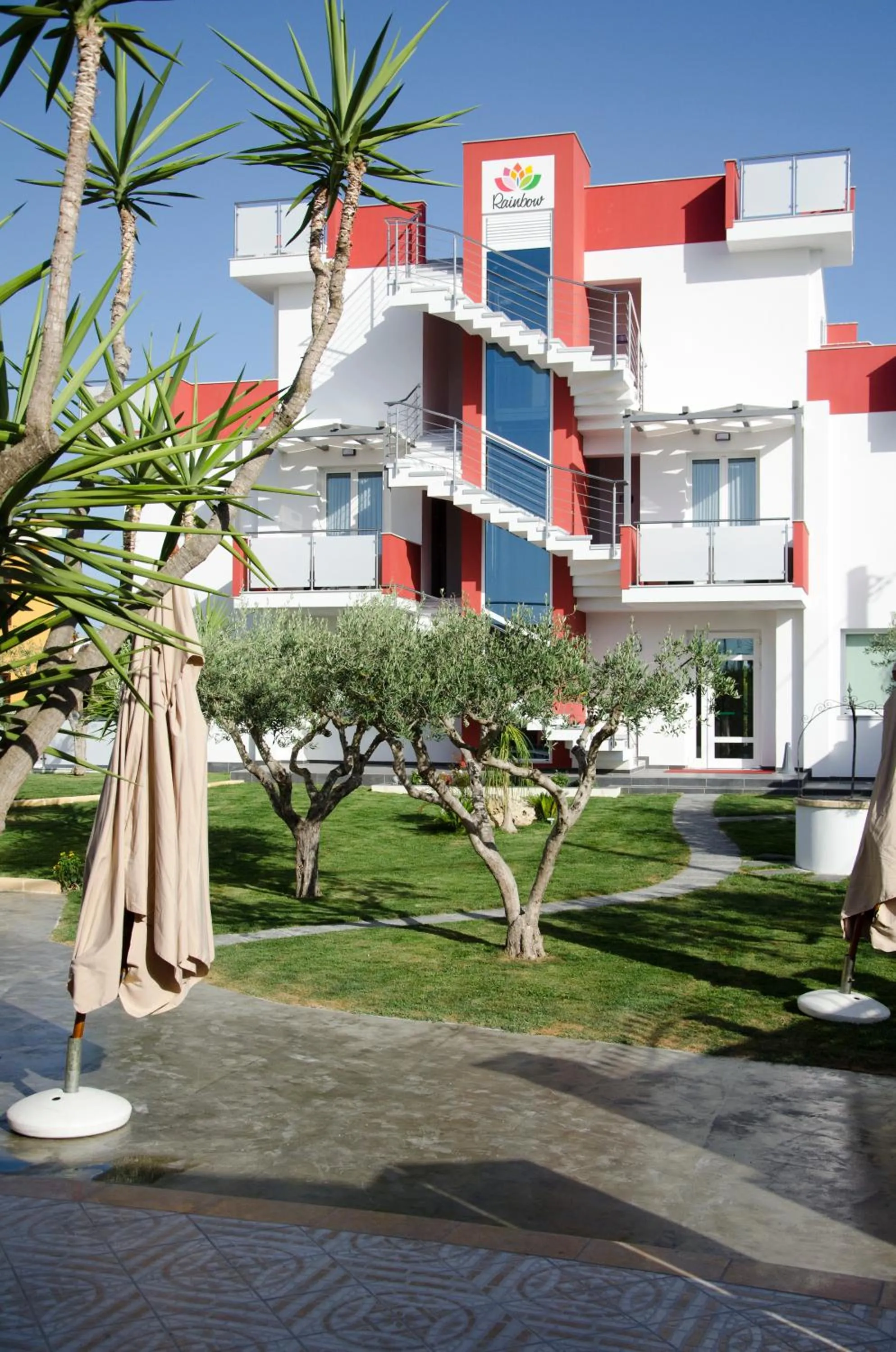 Property building in Hotel Rainbow Resort