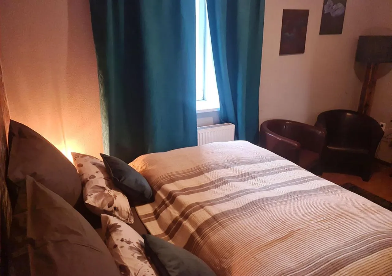 Bedroom, Bed in Hotel Geismarburg