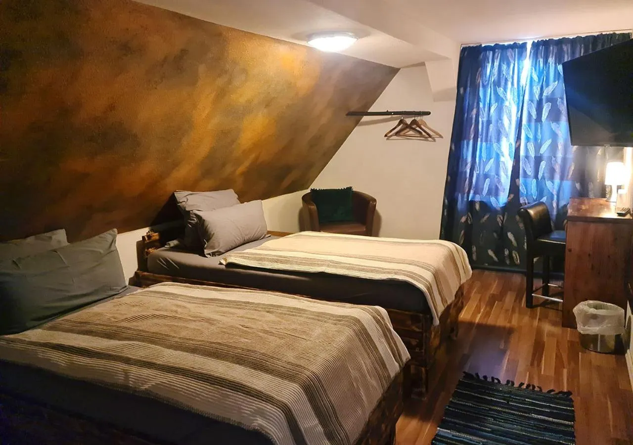 Bedroom, Bed in Hotel Geismarburg