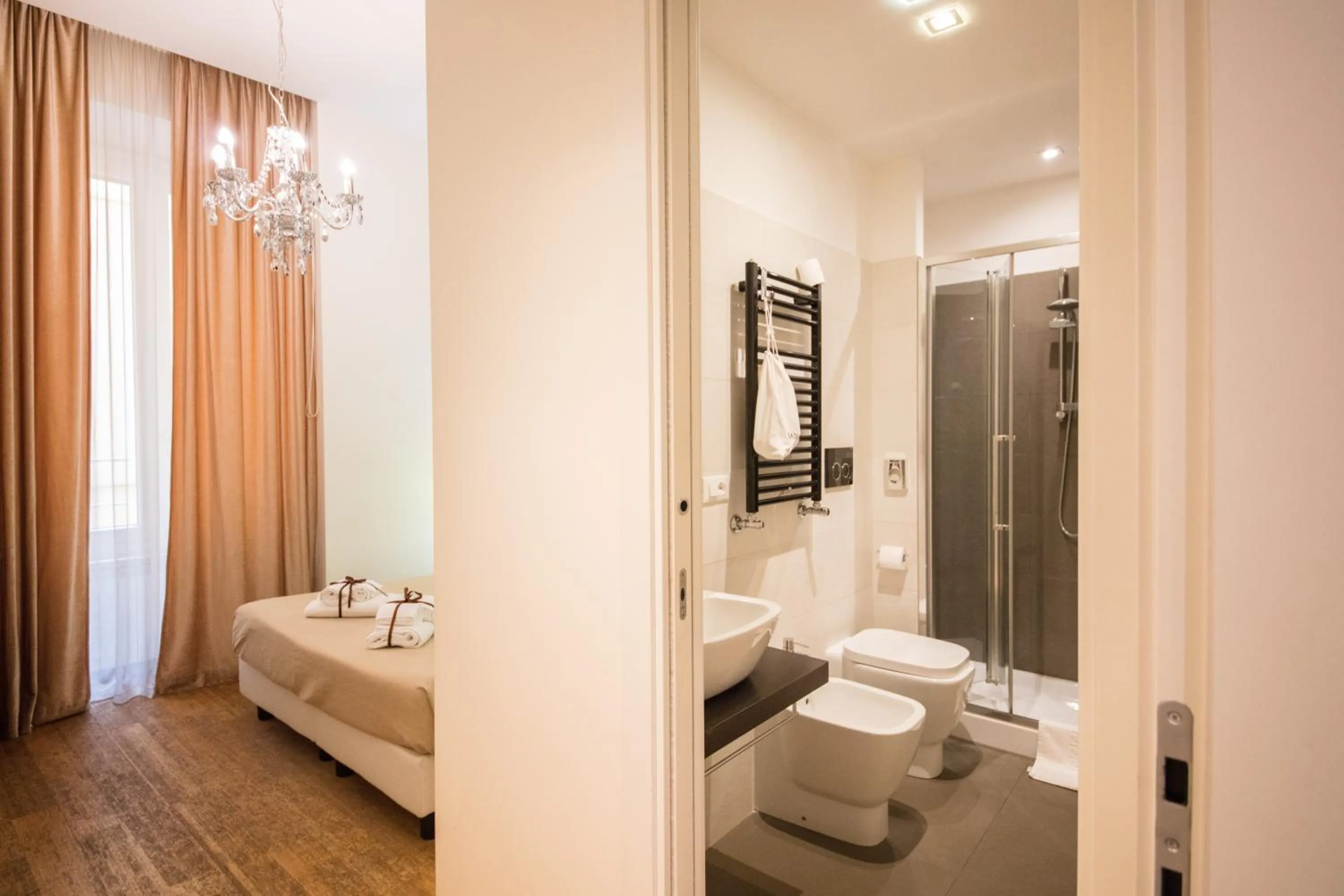 Photo of the whole room in Residenza Alexander Guest House