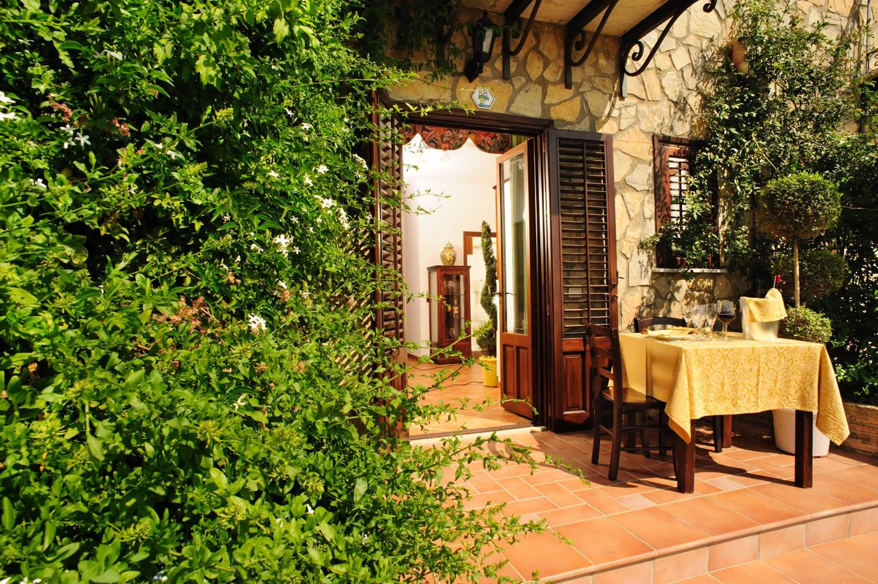 Patio in Villa Dafne