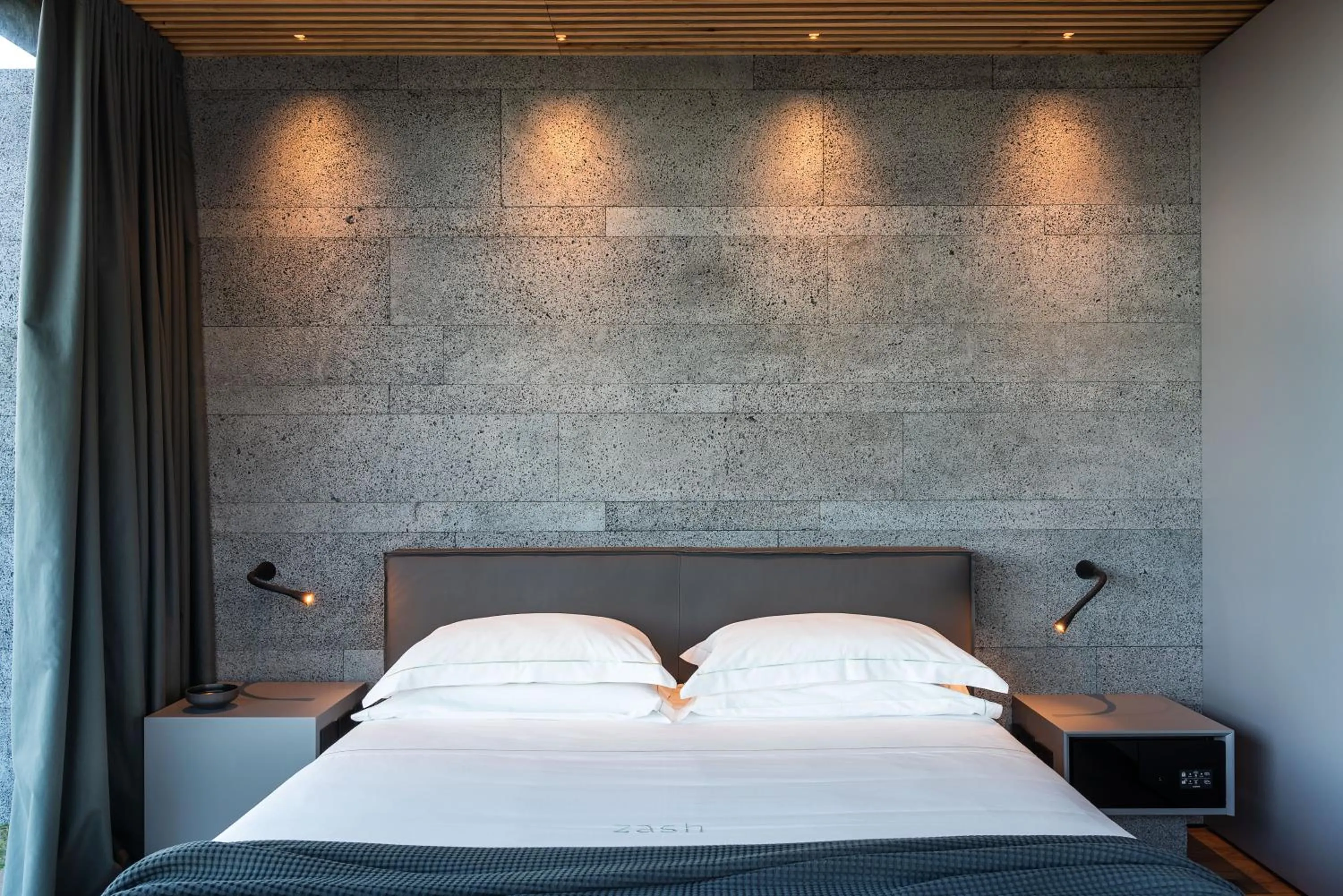 Bed in Zash Country Boutique hotel & SPA