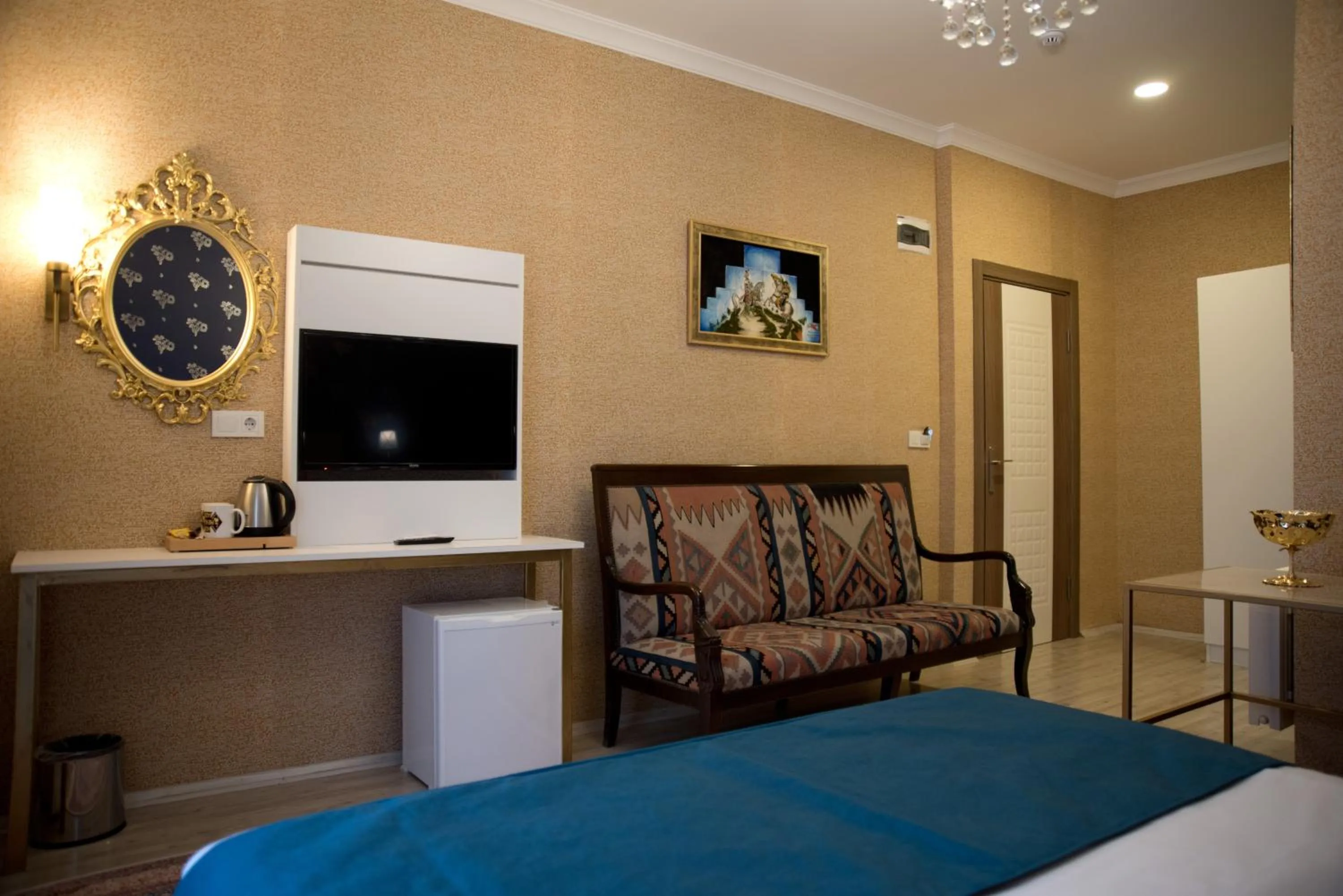 TV and multimedia in Hotel Mevlana Bazaar