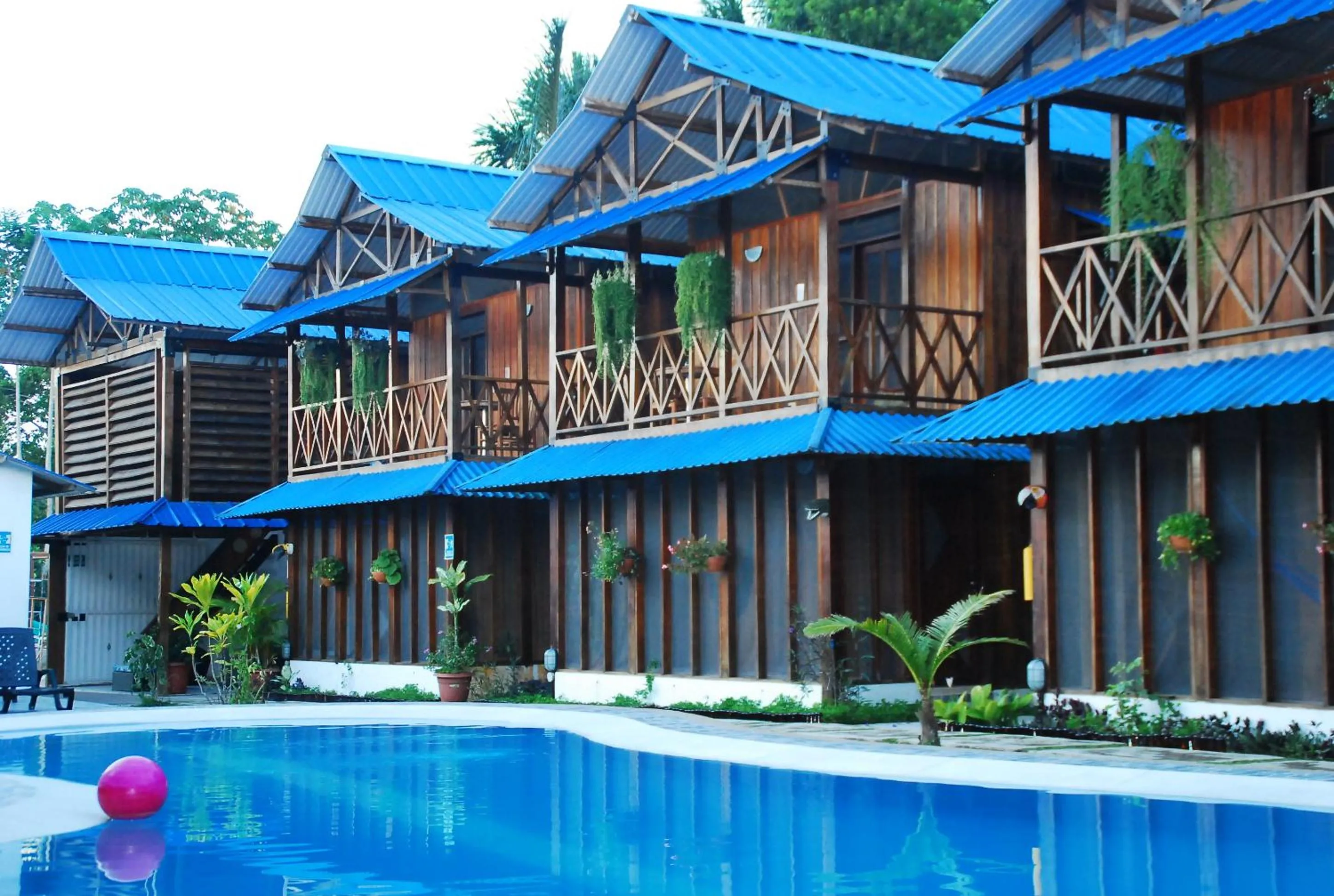 Property building in Hotel Utüane