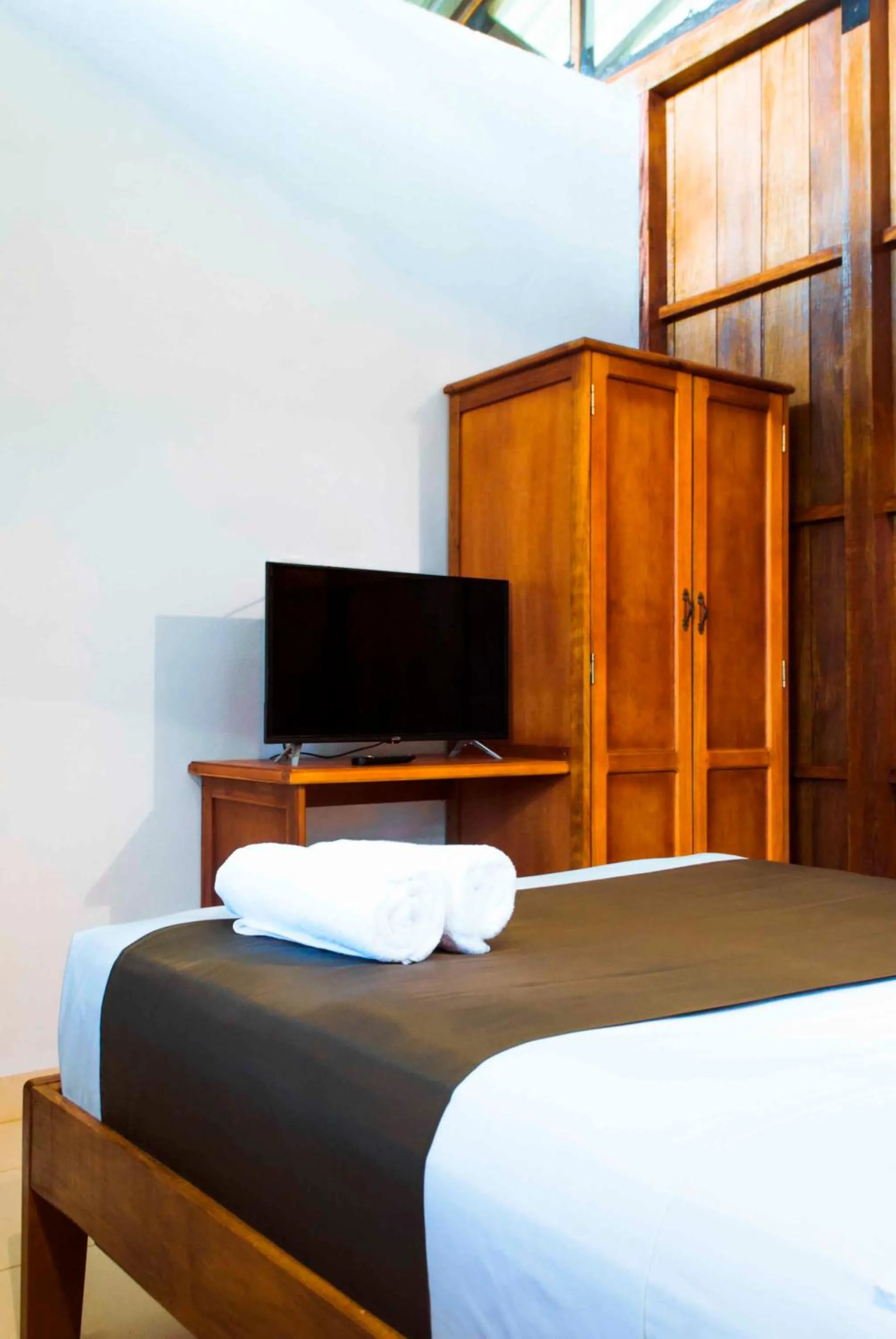 Decorative detail, Bed in Hotel Utüane