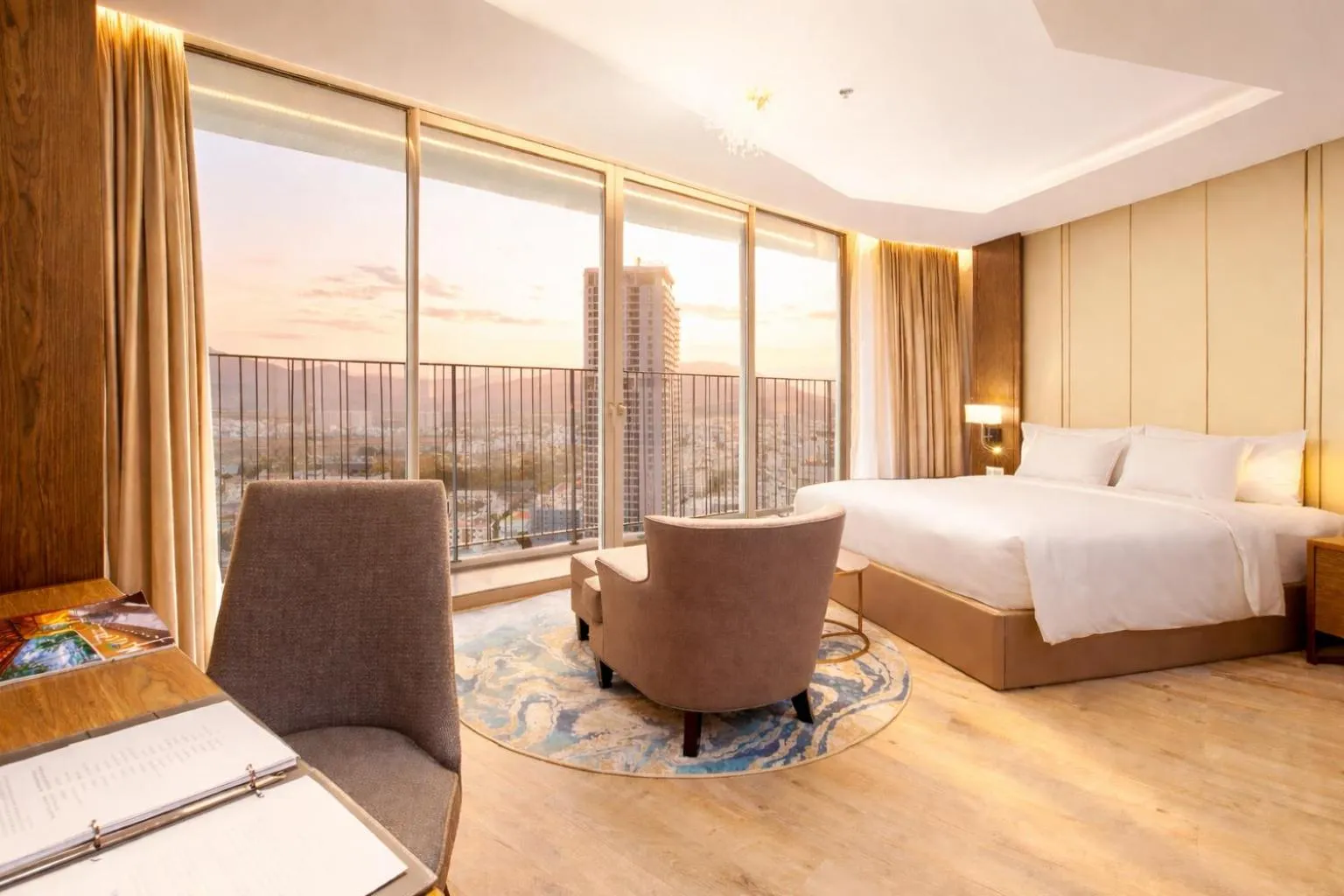 Bed in Holi Panorama Condotel