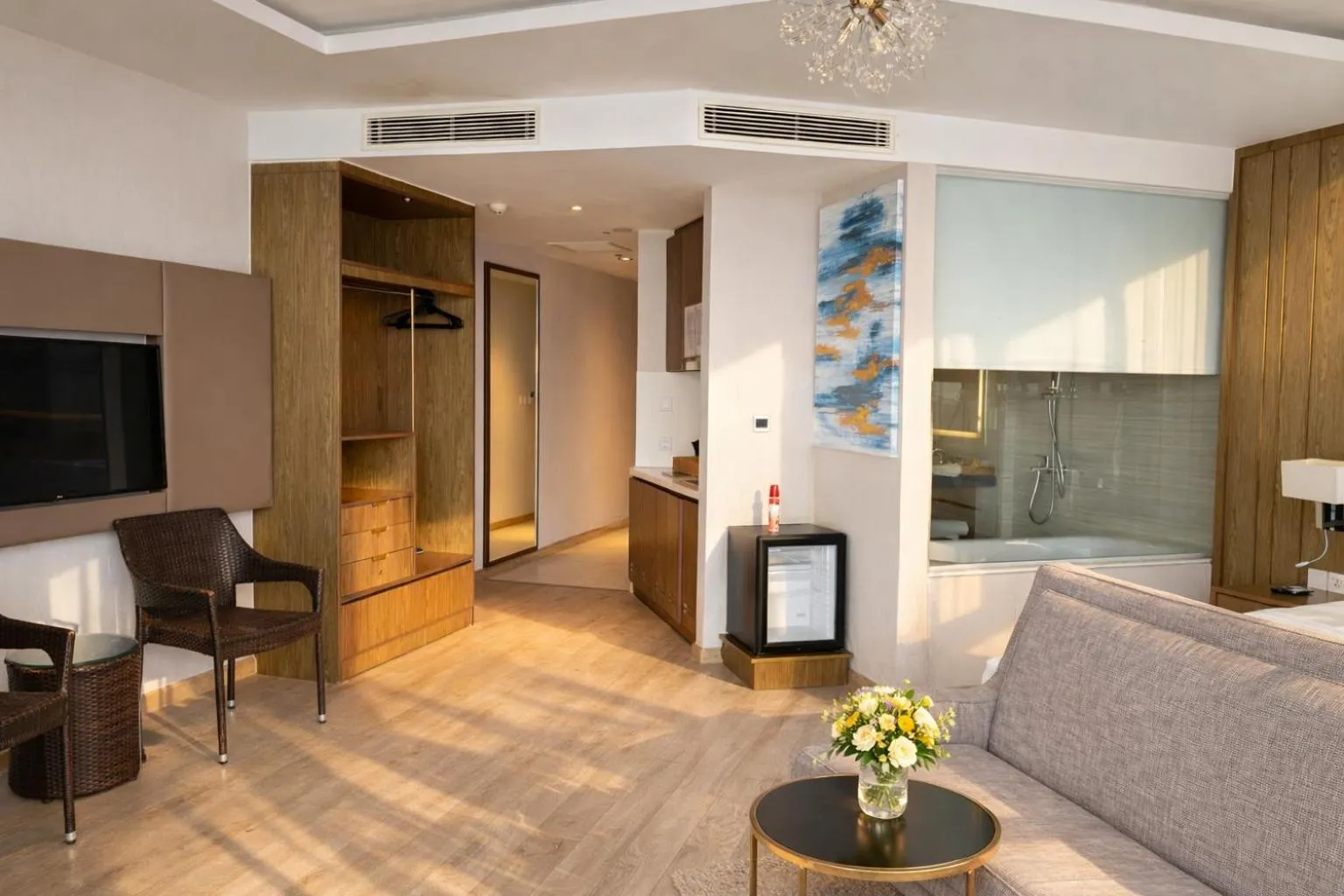 Holi Panorama Condotel