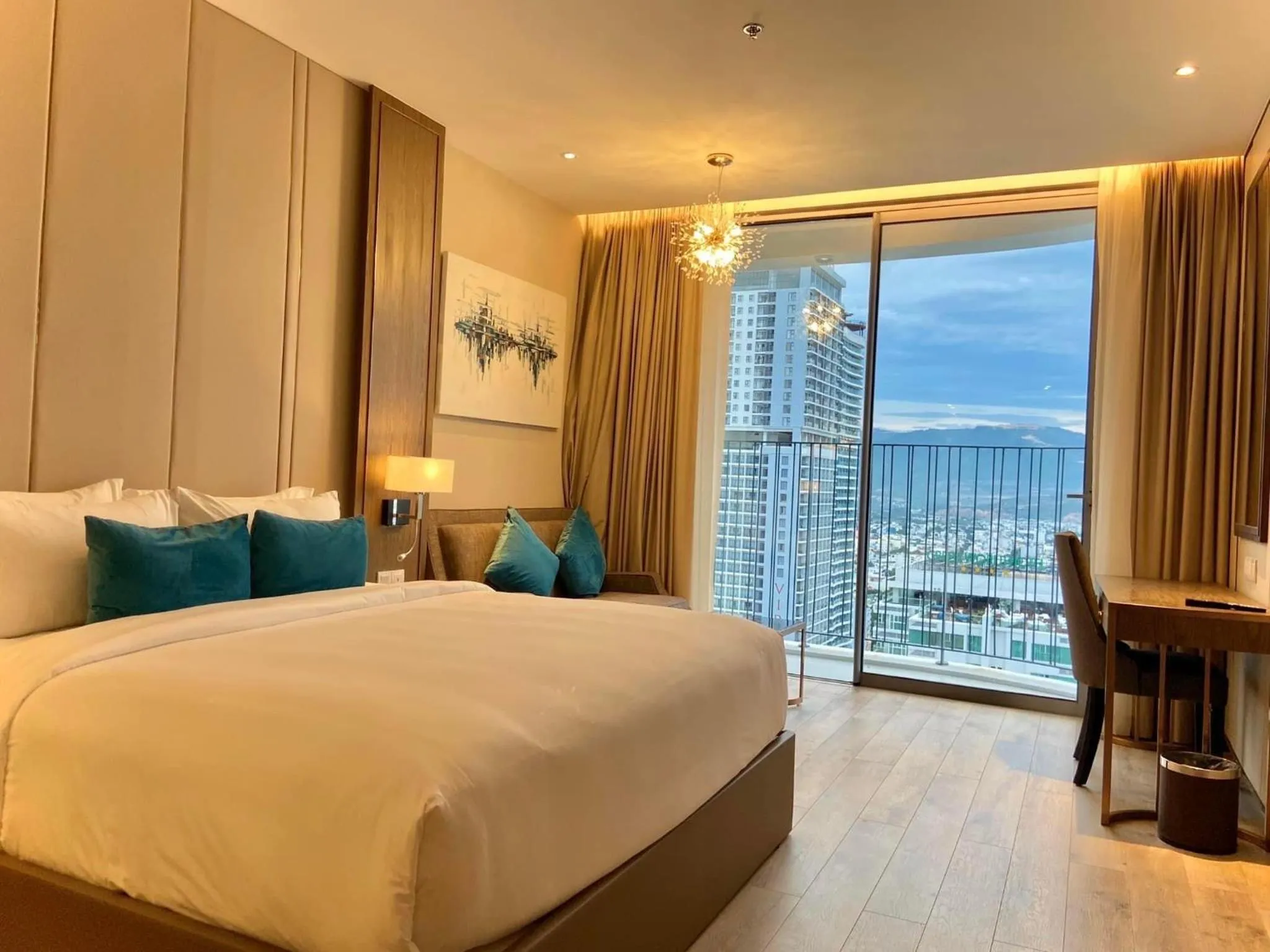 Bed in Holi Panorama Condotel