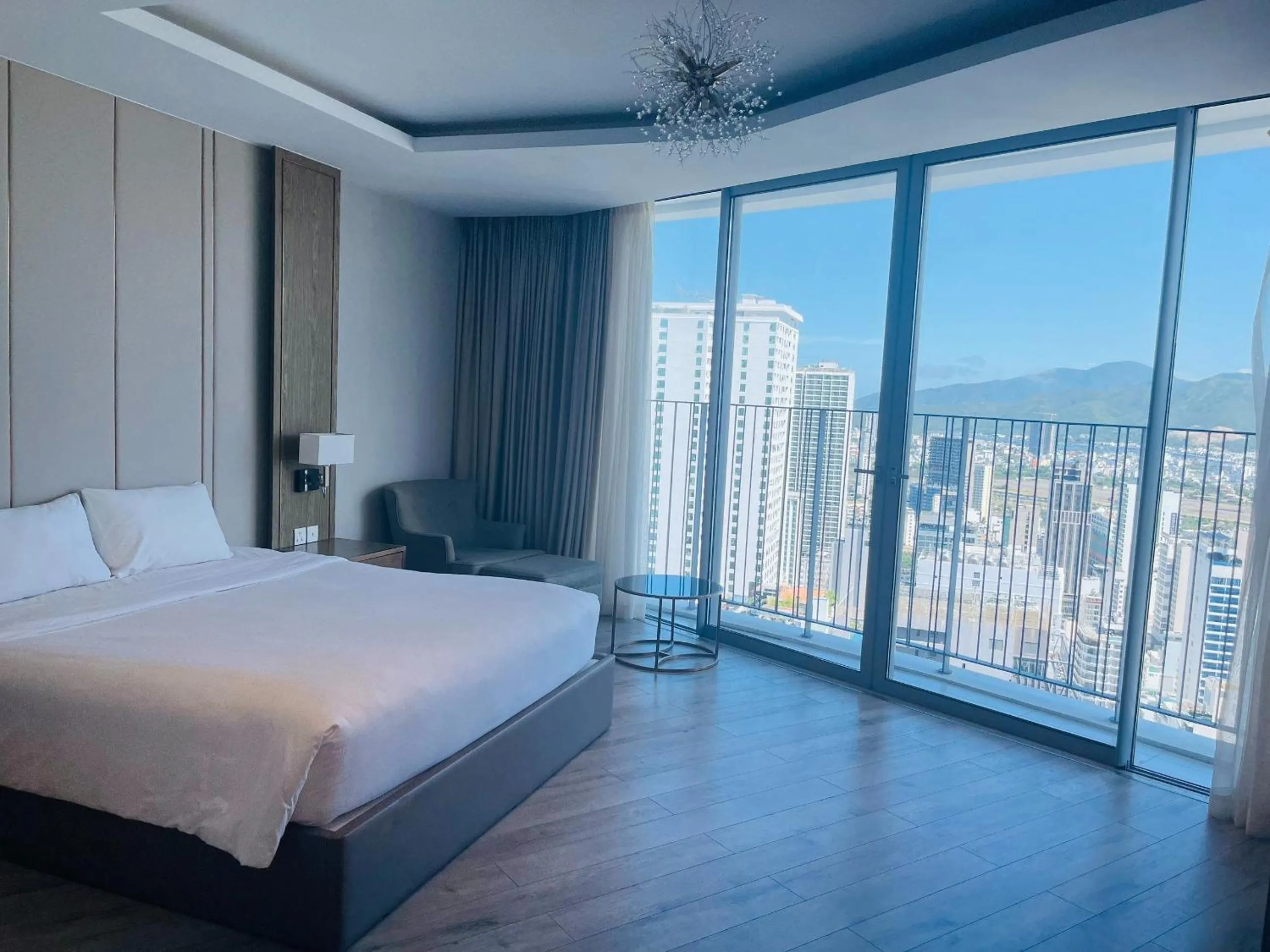 Bed in Holi Panorama Condotel