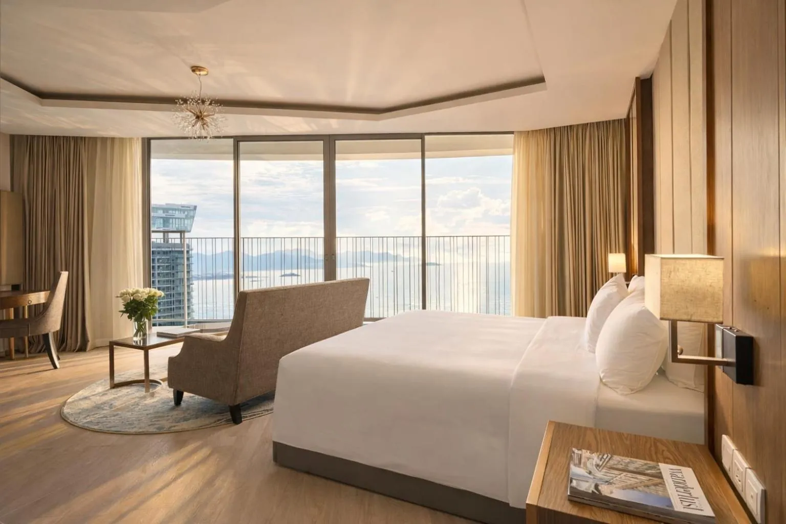 Bed in Holi Panorama Condotel