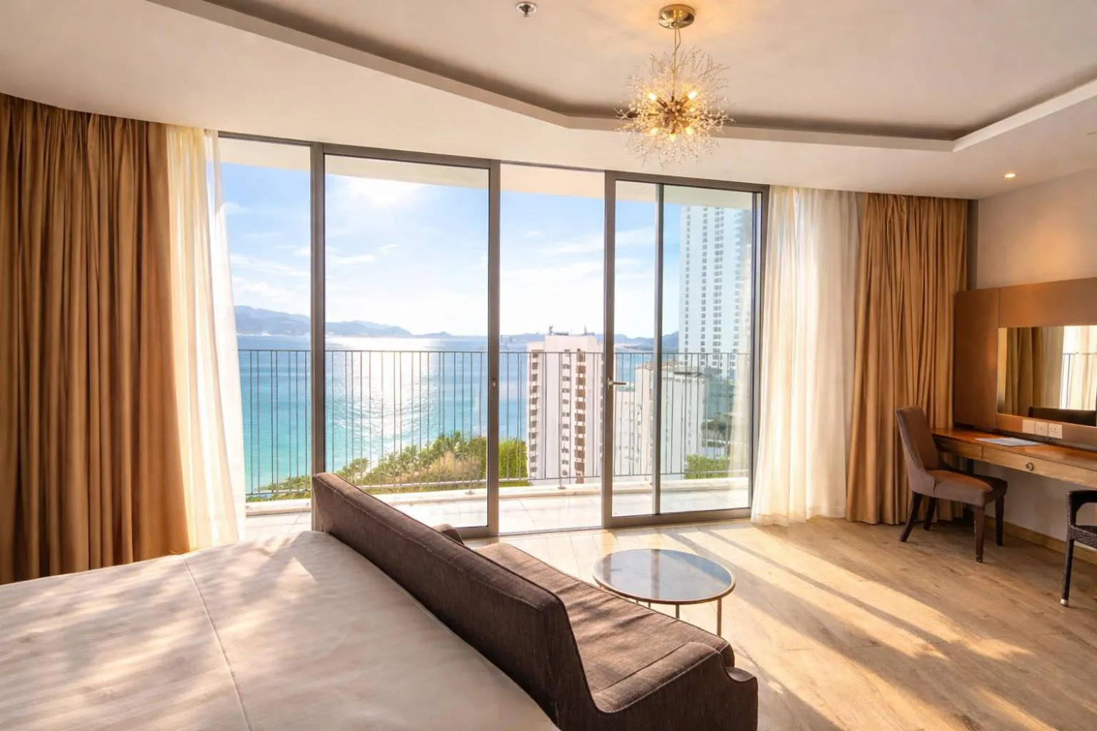 Bed in Holi Panorama Condotel