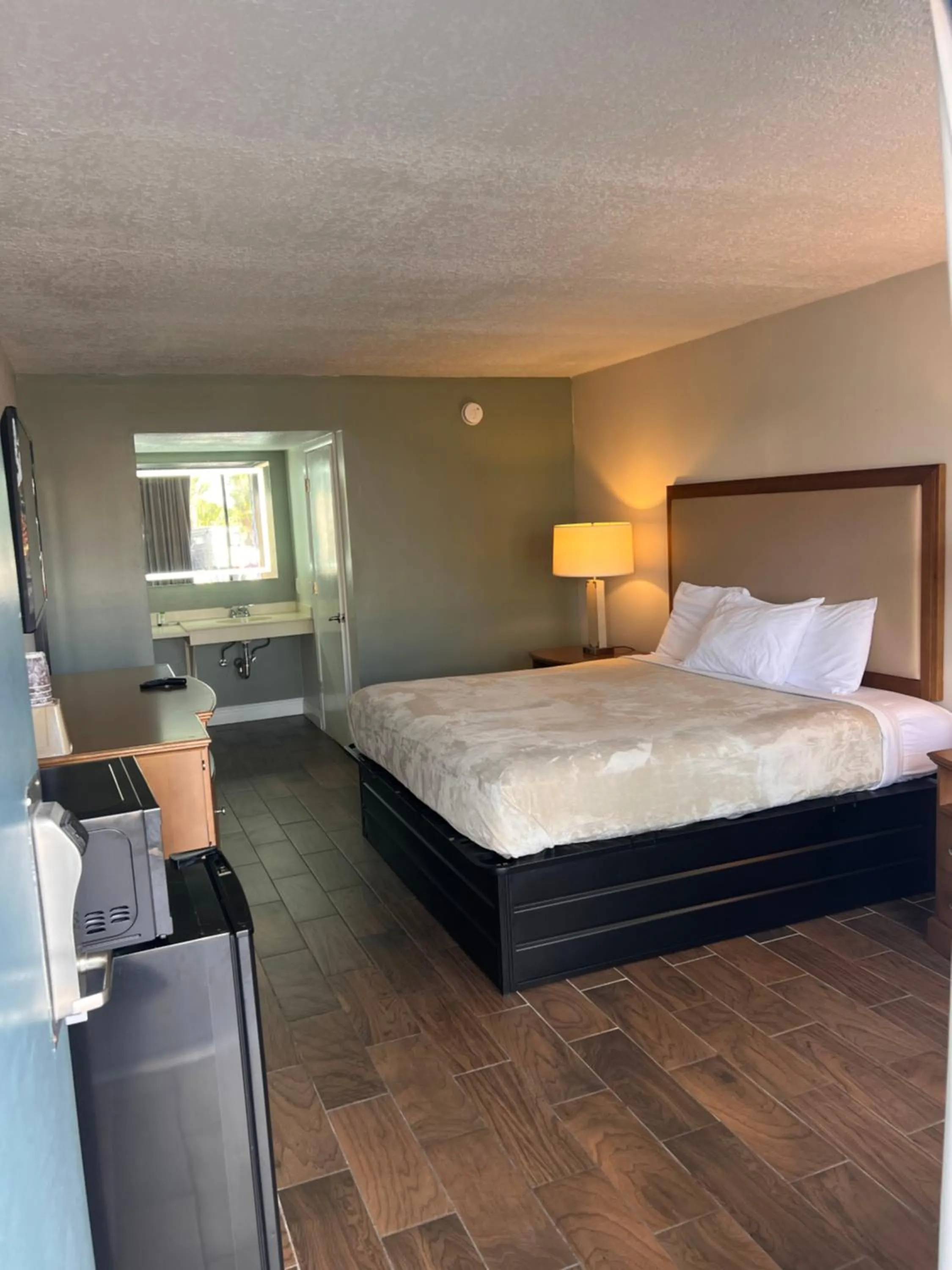 Bed in Rodeway Inn Davenport-Champions Gate