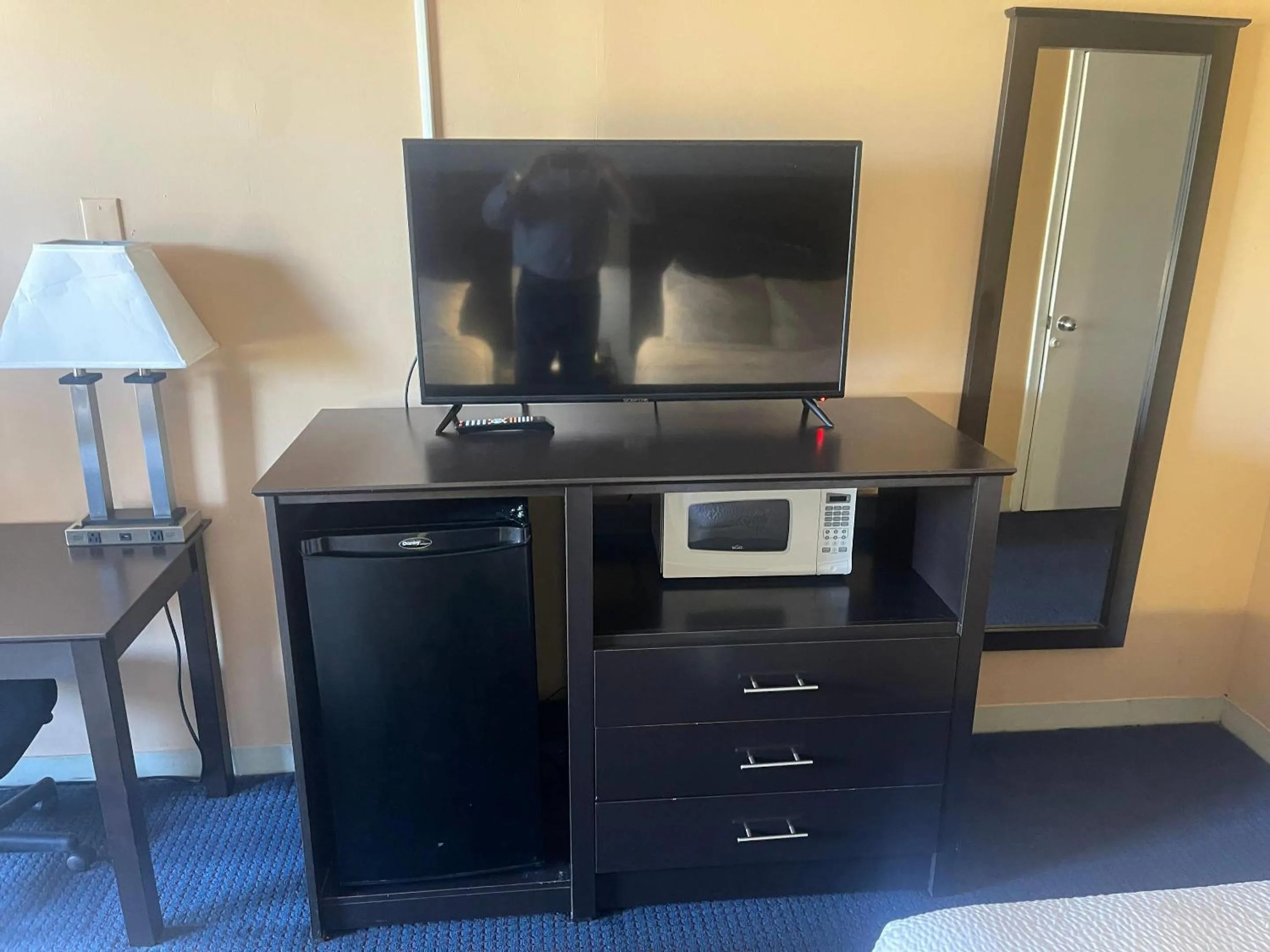 Bedroom in Rodeway Inn Davenport-Champions Gate