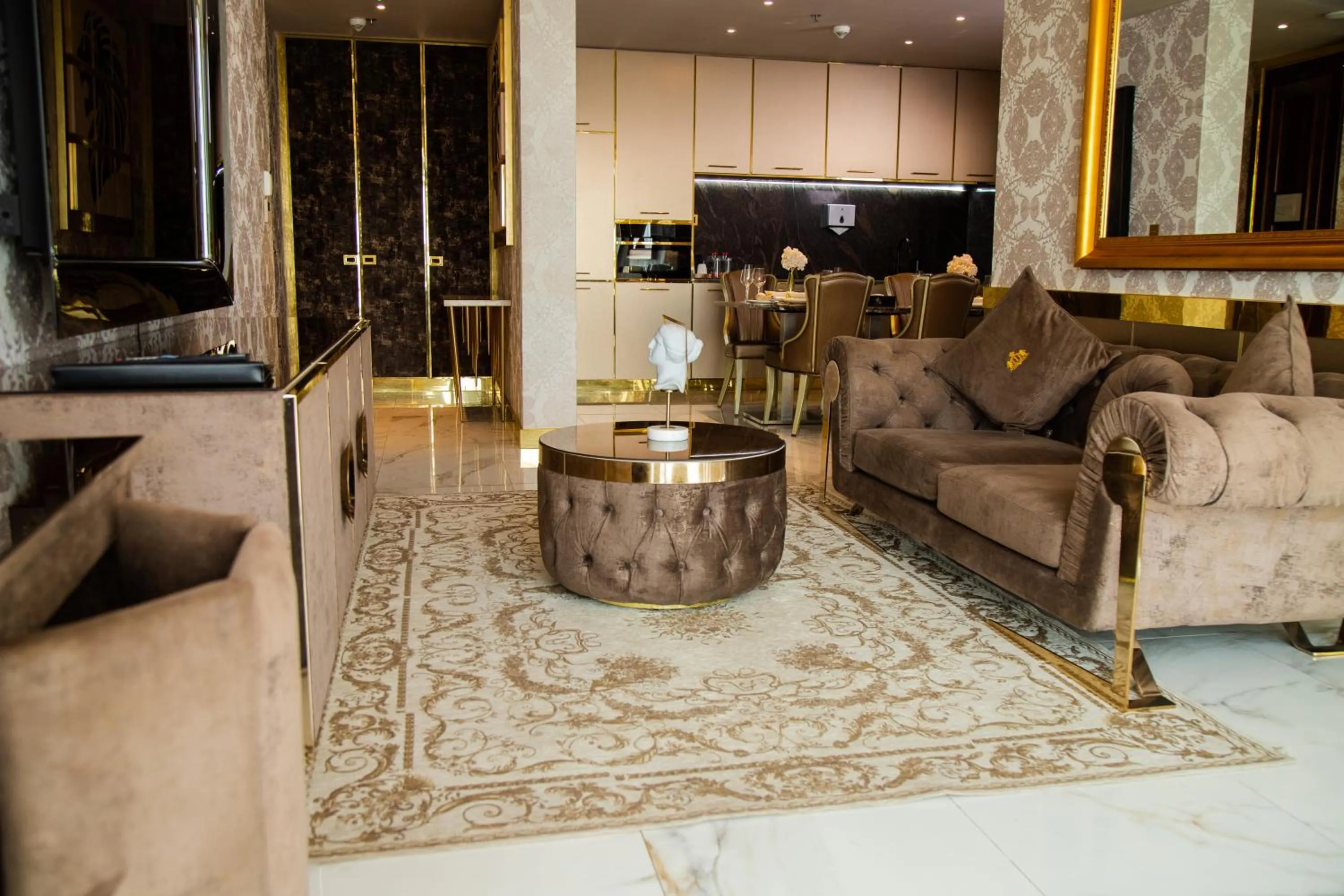 Living room in Number One Oxford Street Hotel & Suites