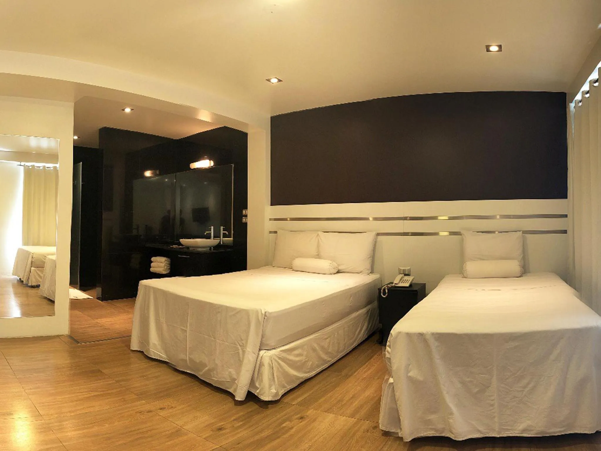 Superior Twin Room in Due