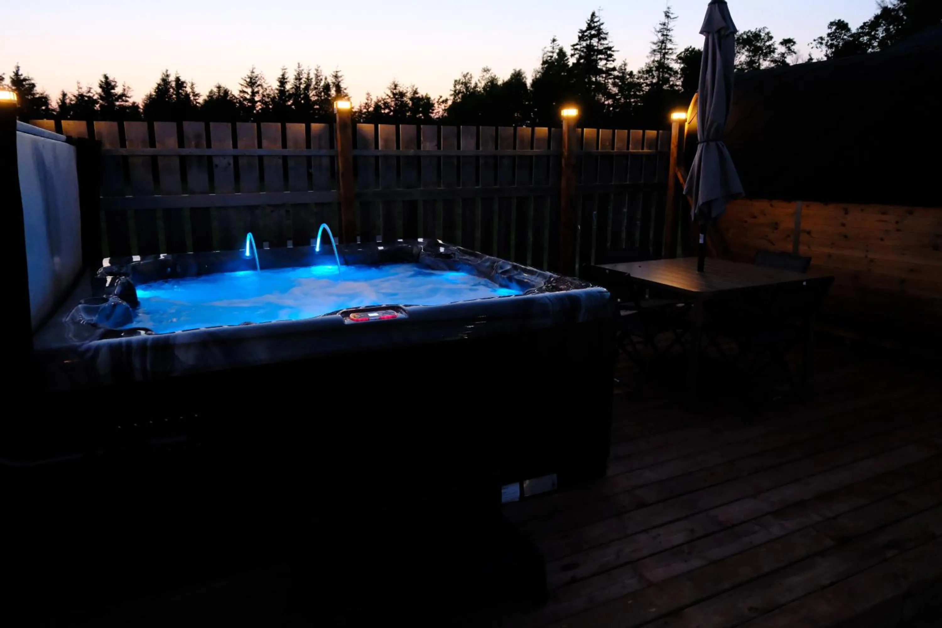 Hot Tub in Cavendish Lodge & Cottages