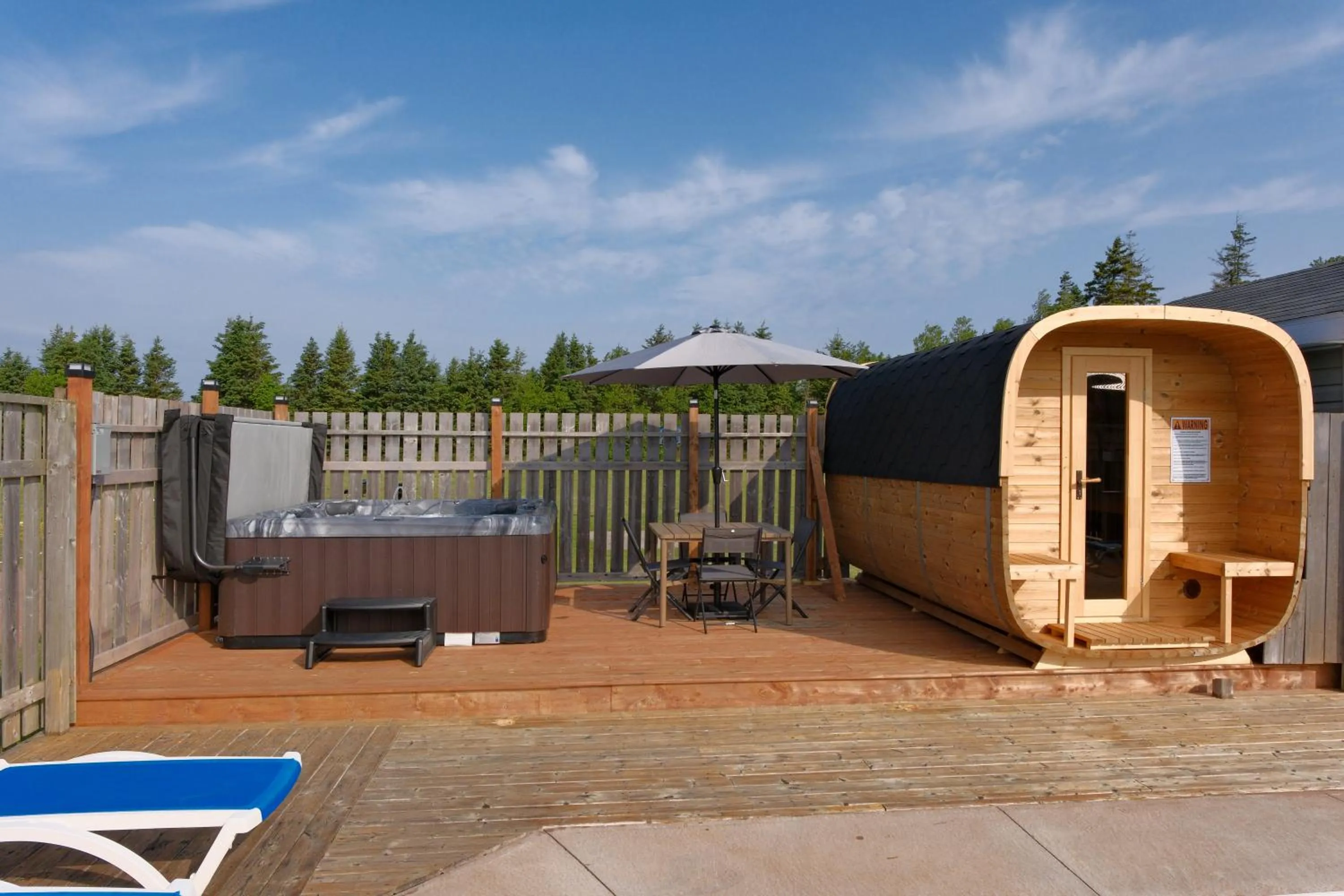 Hot Tub in Cavendish Lodge & Cottages