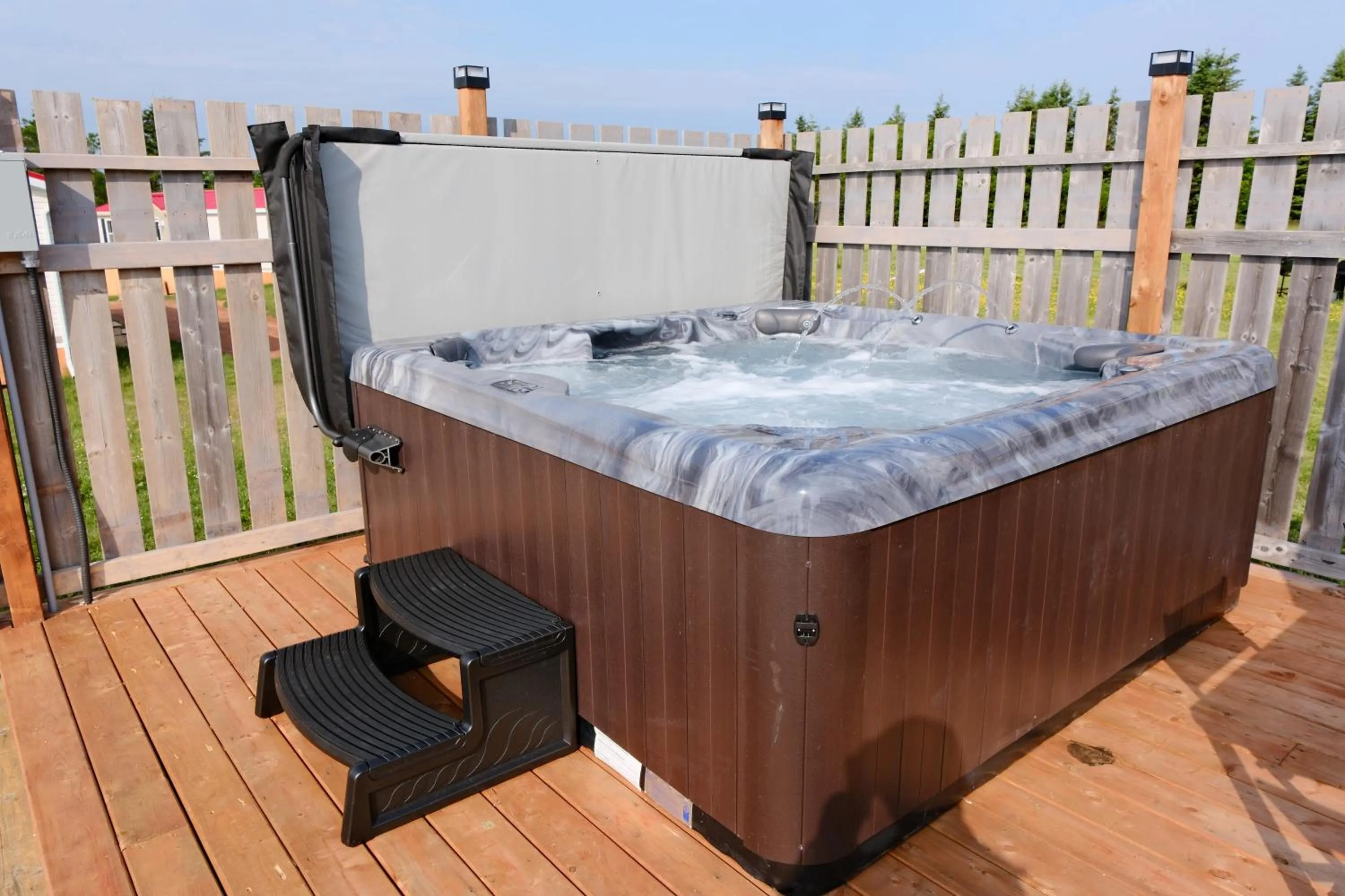 Hot Tub in Cavendish Lodge & Cottages