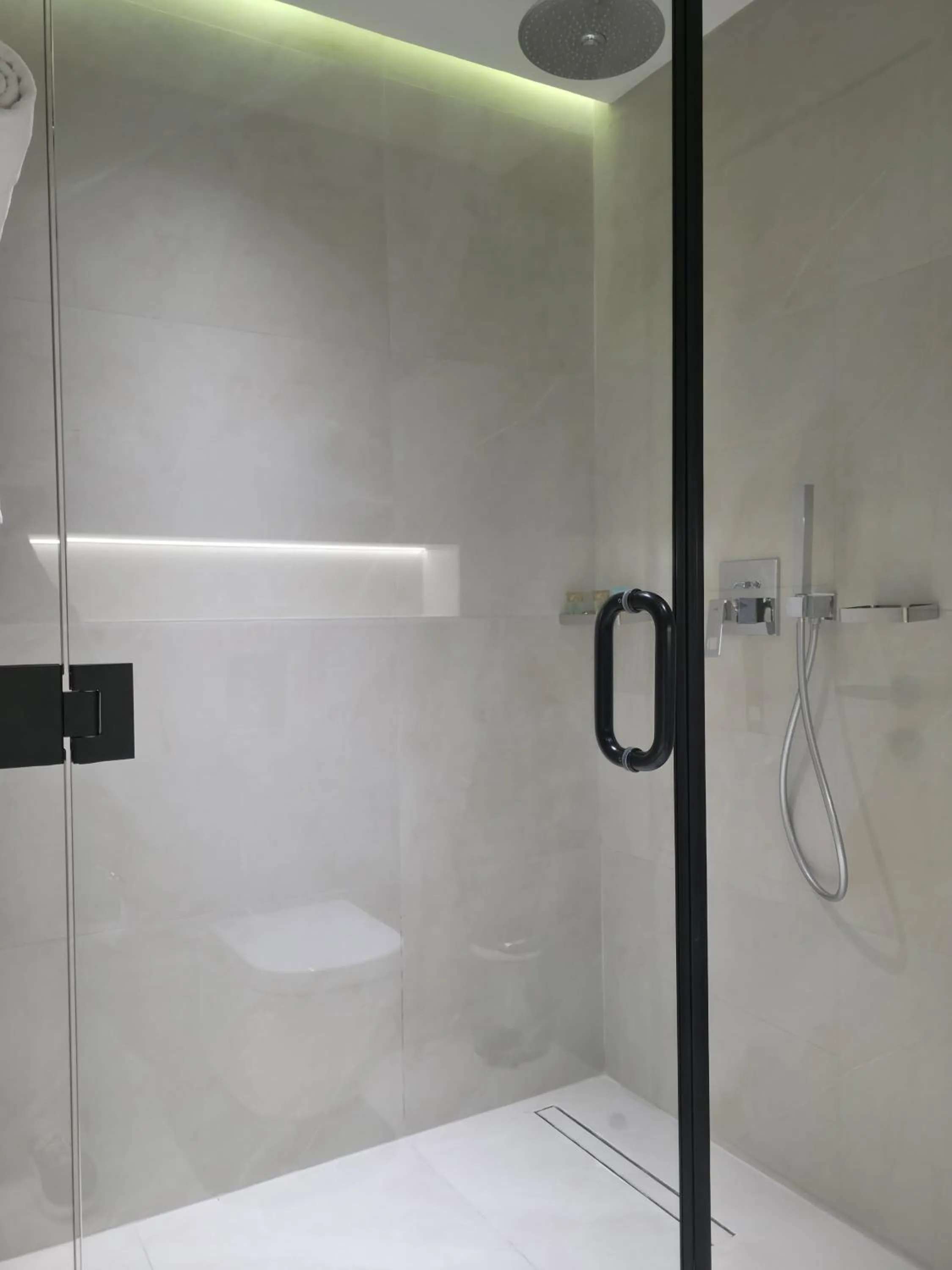 Bathroom in Copthorne Hotel Sharjah