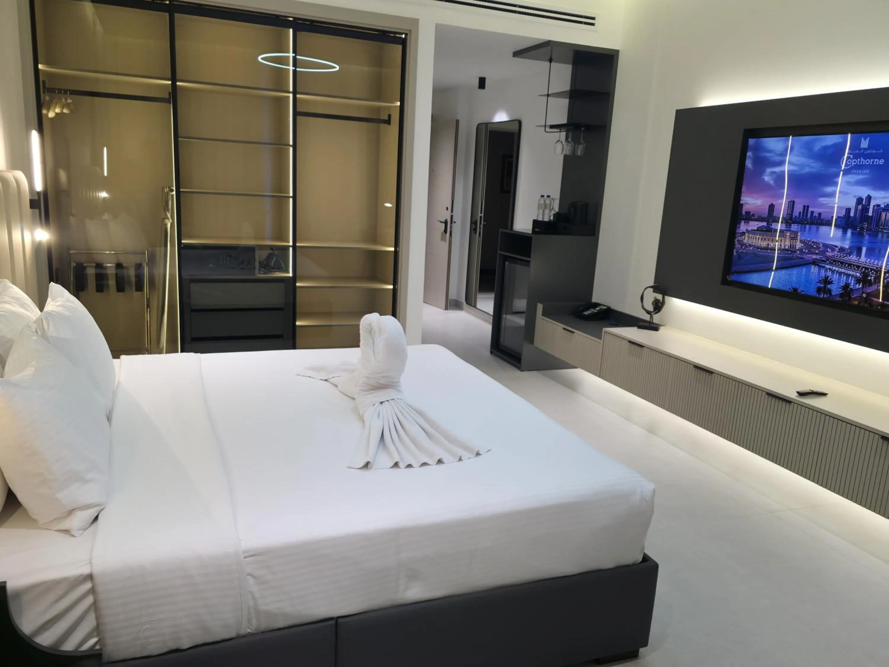 Photo of the whole room, Bed in Copthorne Hotel Sharjah