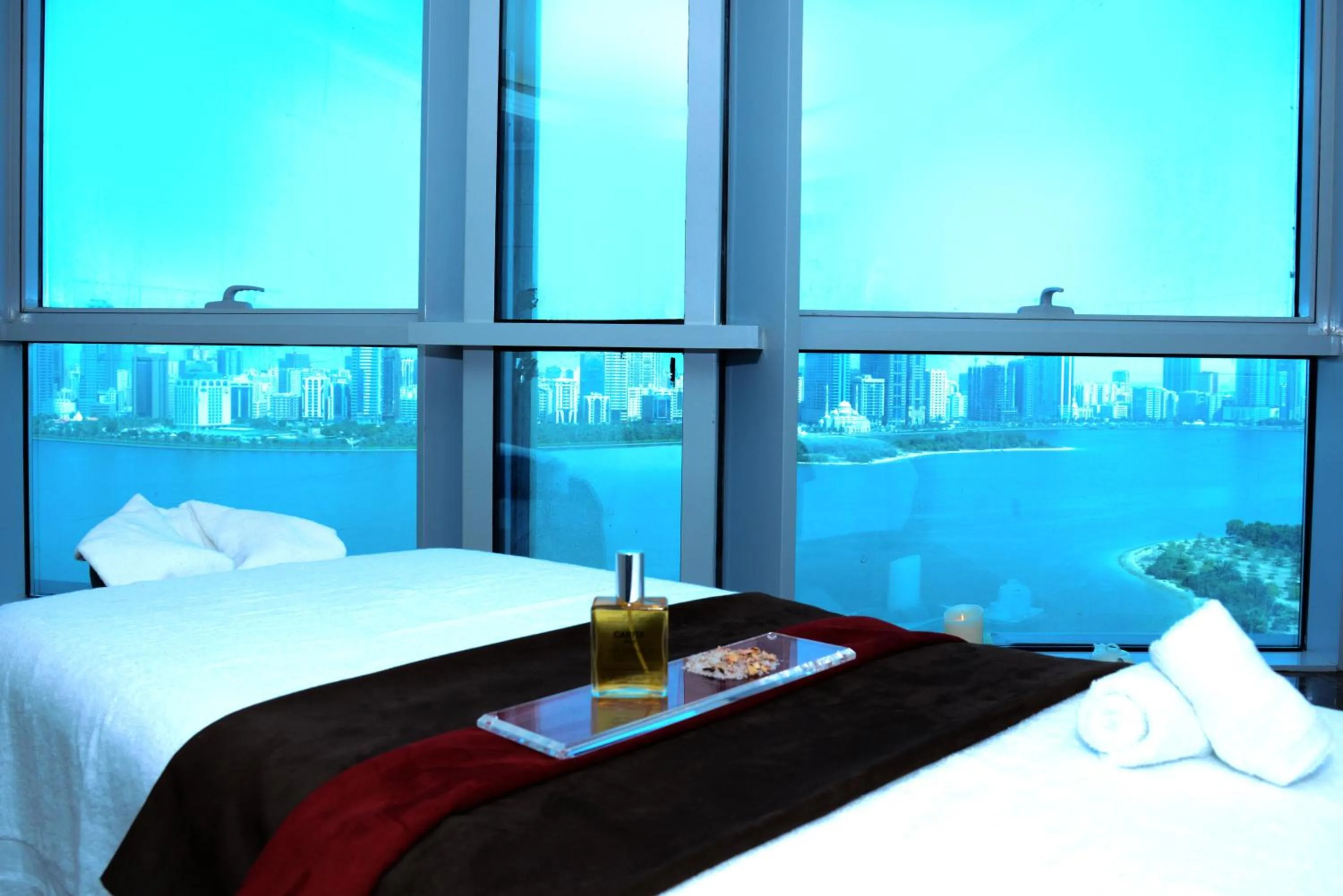 Spa and wellness centre/facilities, Bed in Copthorne Hotel Sharjah