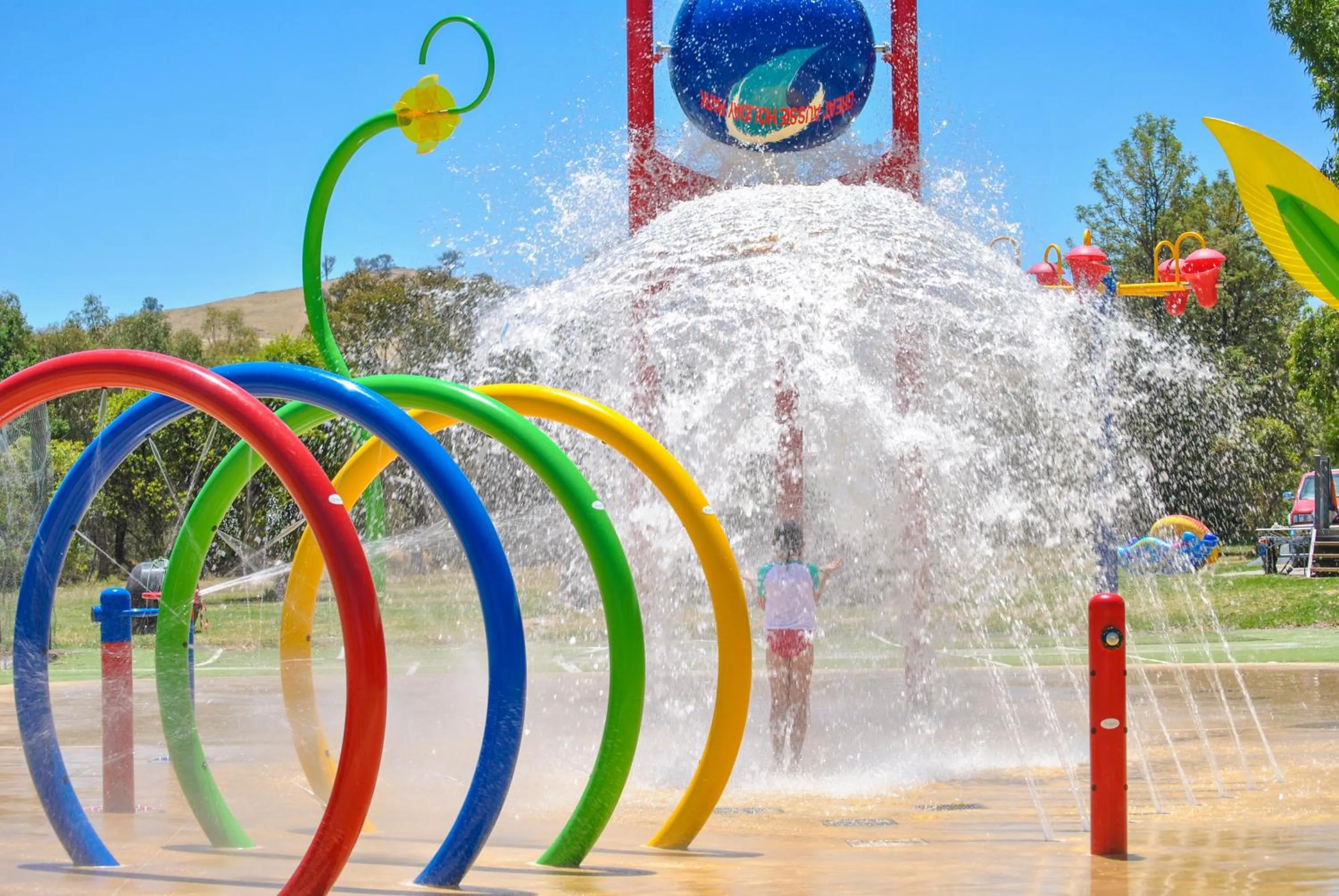 Swimming pool in Lake Hume Holiday Park